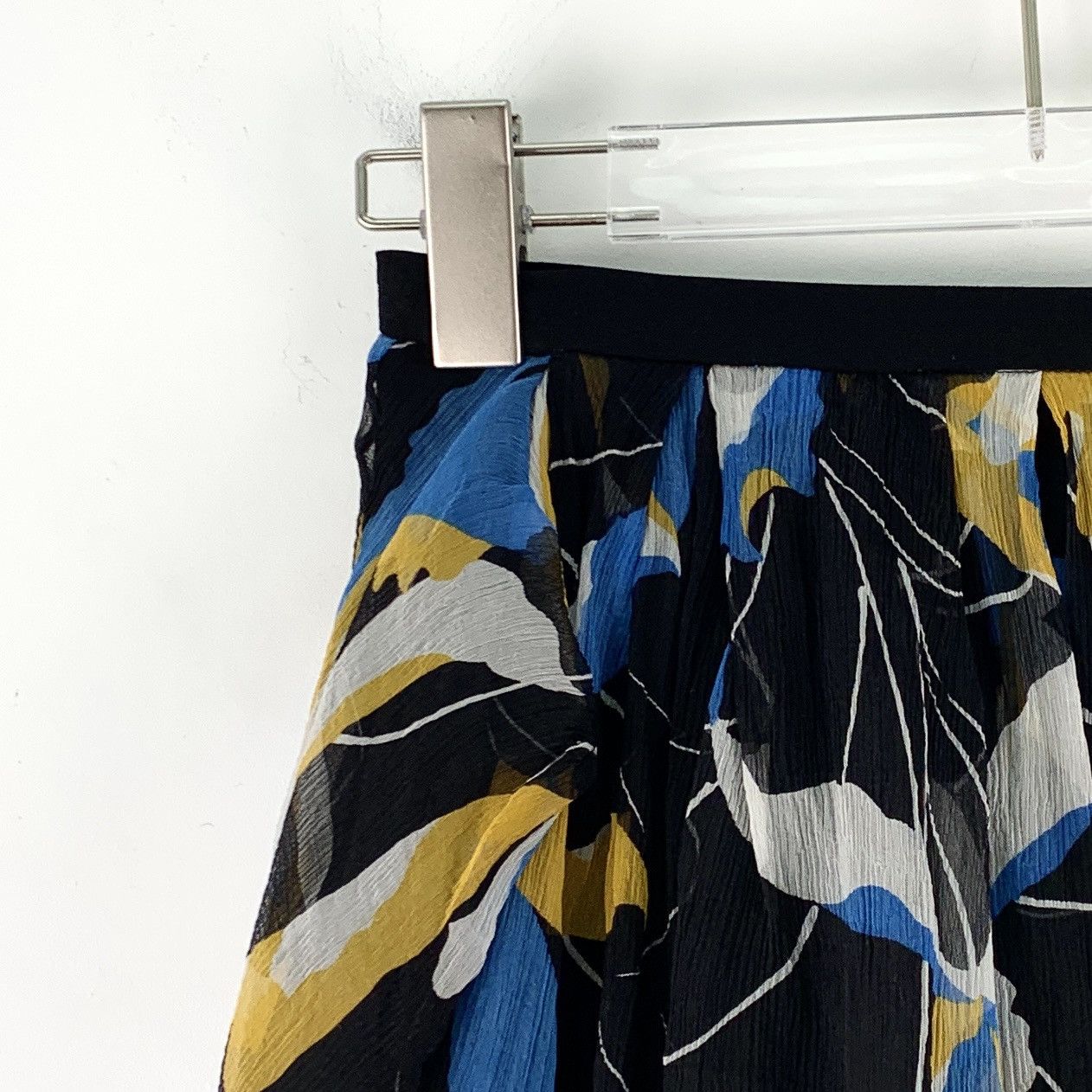 Miu Miu Miu Miu Multicolor Floral Printed Mulberry Silk Skirt K26WX Size 25" / US 0 / IT 36 - 3 Thumbnail