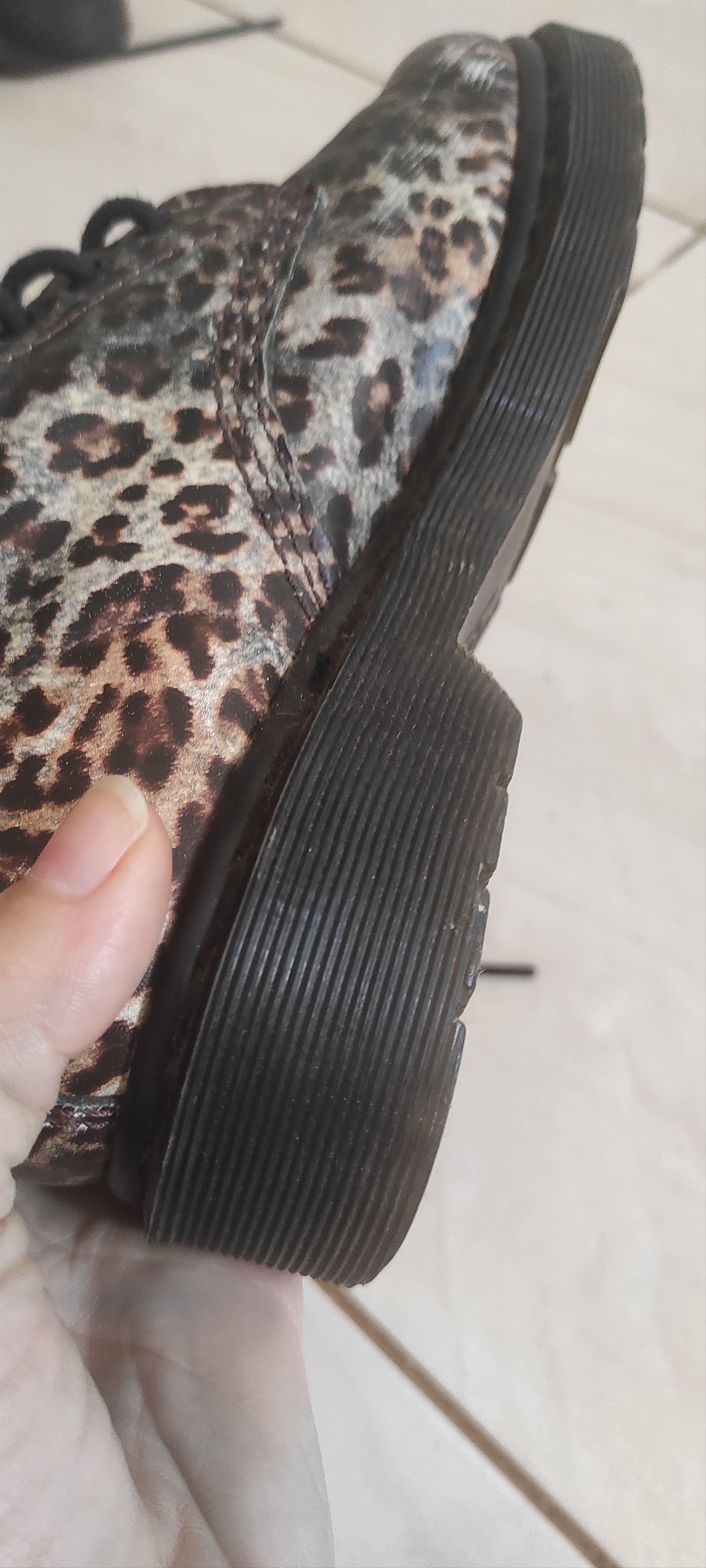 Dr. Martens Vintage Dr. Martens 14610 Leopard Print 10-Eye Boots Size US 7 / IT 37 - 16 Thumbnail