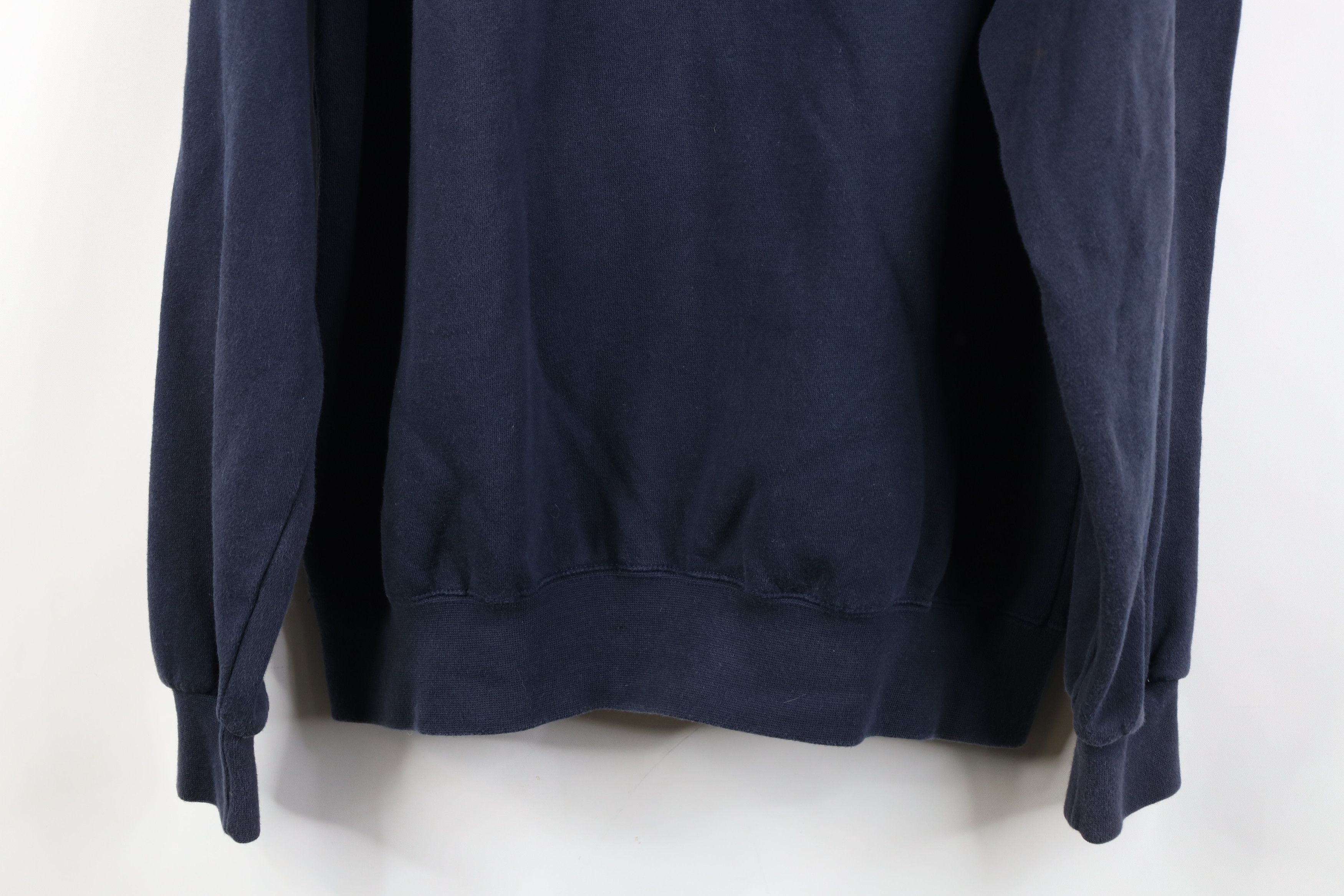 Vintage Vintage 90s Streetwear Catholic Club Crewneck Sweatshirt Size US L / EU 52-54 / 3 - 14 Thumbnail