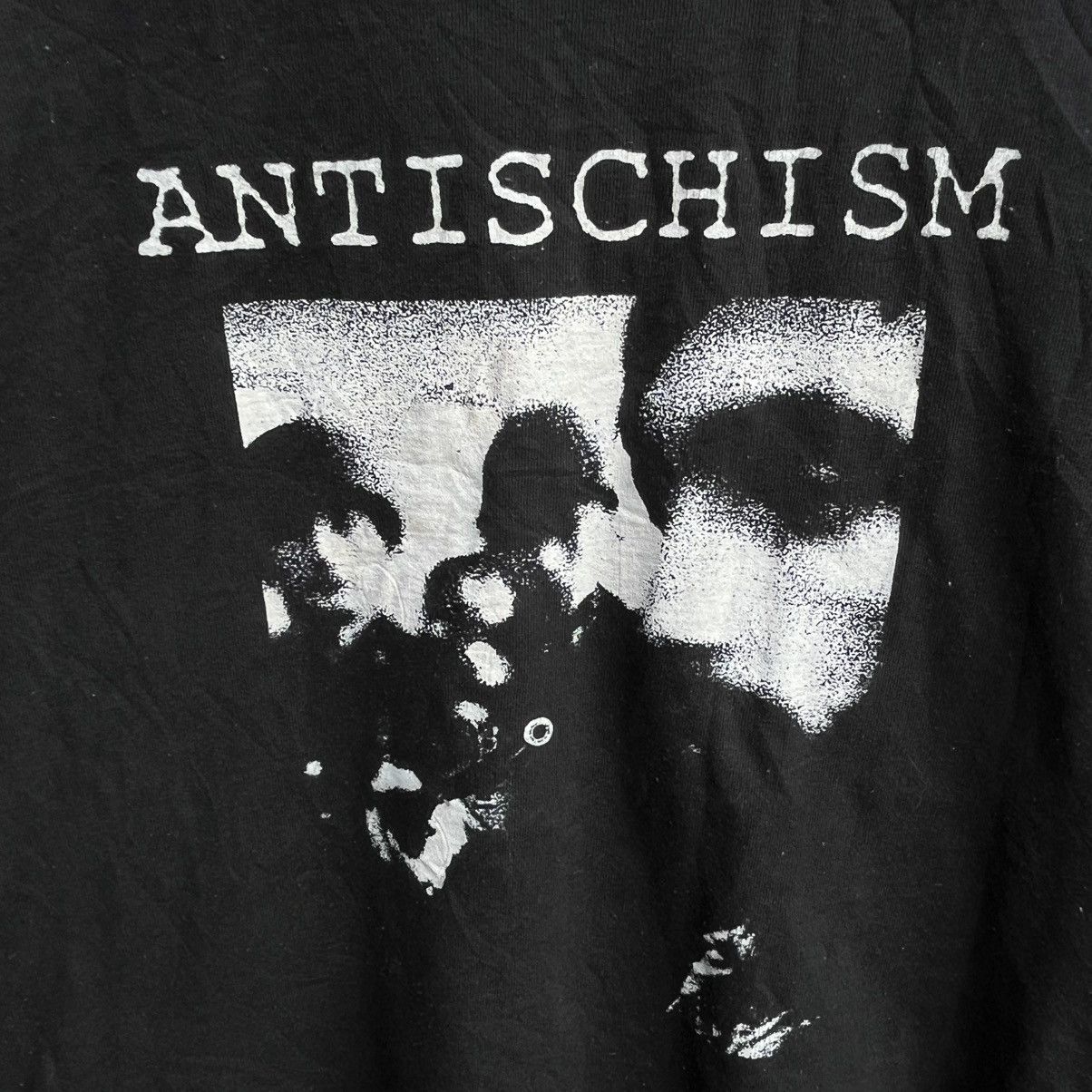 Band Tees Vintage 90s ANTISCHISM band tee crust punk Size US S / EU 44-46 / 1 - 3 Thumbnail