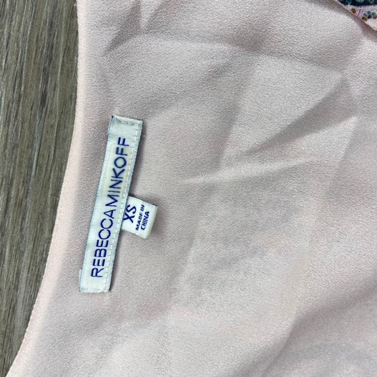 Rebecca Minkoff Rebecca Minkoff Pink Boho Shirt Dress (XS) Size XS / US 0-2 / IT 36-38 - 3 Thumbnail