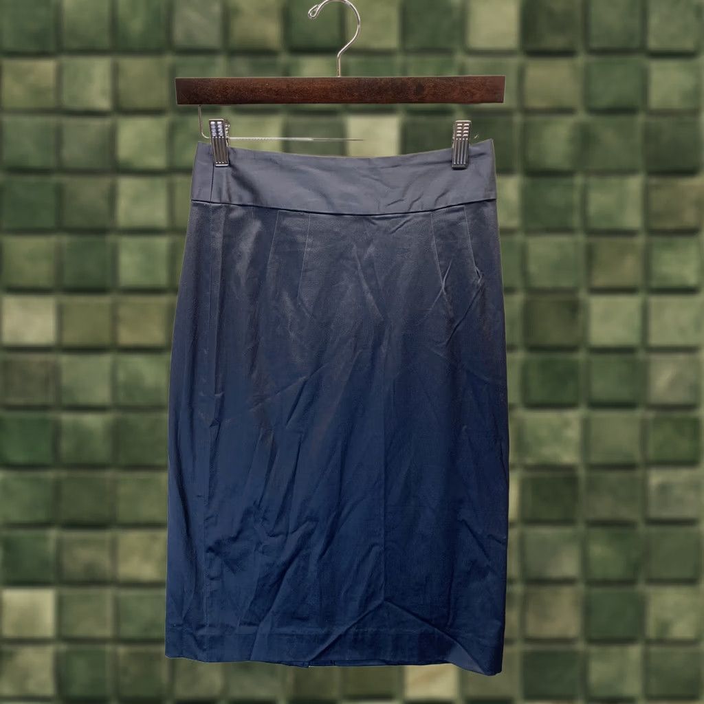 Banana Republic Banana Republic Skirt Navy Stretch Pencil NWT Women’s SZ 2 Knee Length Workwear Casual Formal - Mens No, Womens, etc. Size 26" / US 2 / IT 38 - 1 Thumbnail