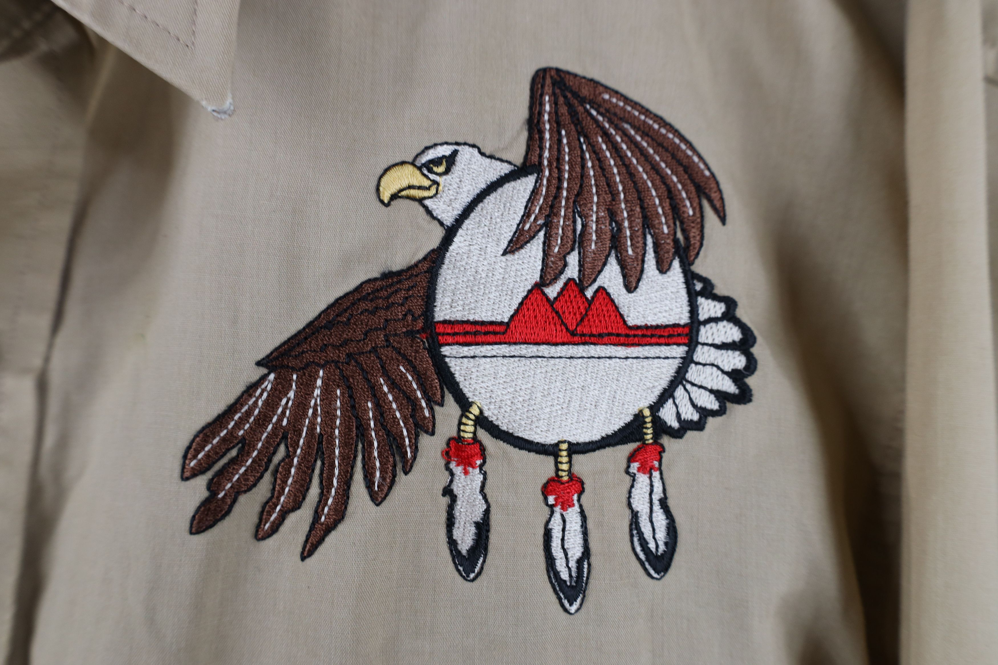 Vintage Vintage 70s Rockabilly Eagle Feather Snap Button Shirt Beige Size US L / EU 52-54 / 3 - 4 Thumbnail