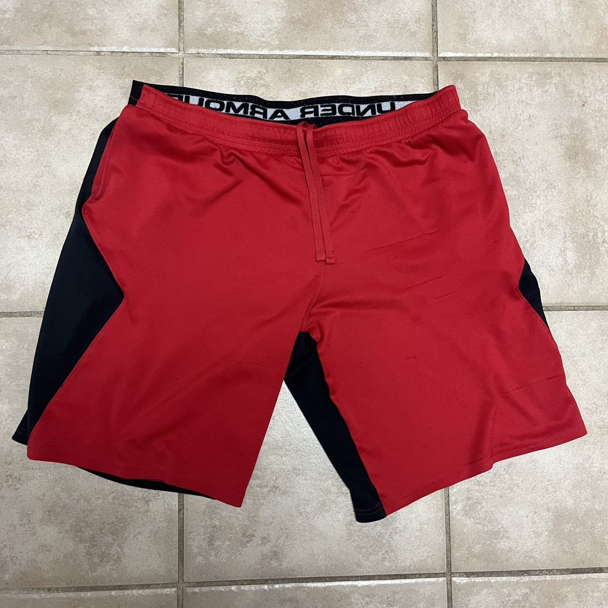 Other red and black shorts Size US 30 / EU 46 - 1 Thumbnail