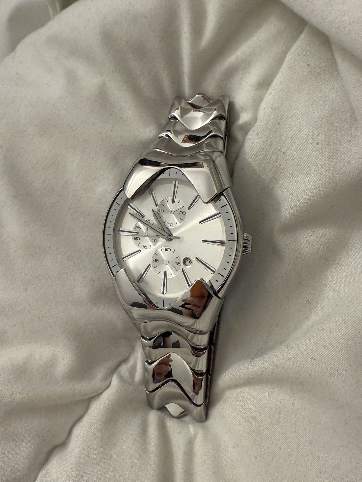 Vintage Futuristic Y2K Liquid Metal Armoured Watch stainless steel Size ONE SIZE - 1 Thumbnail