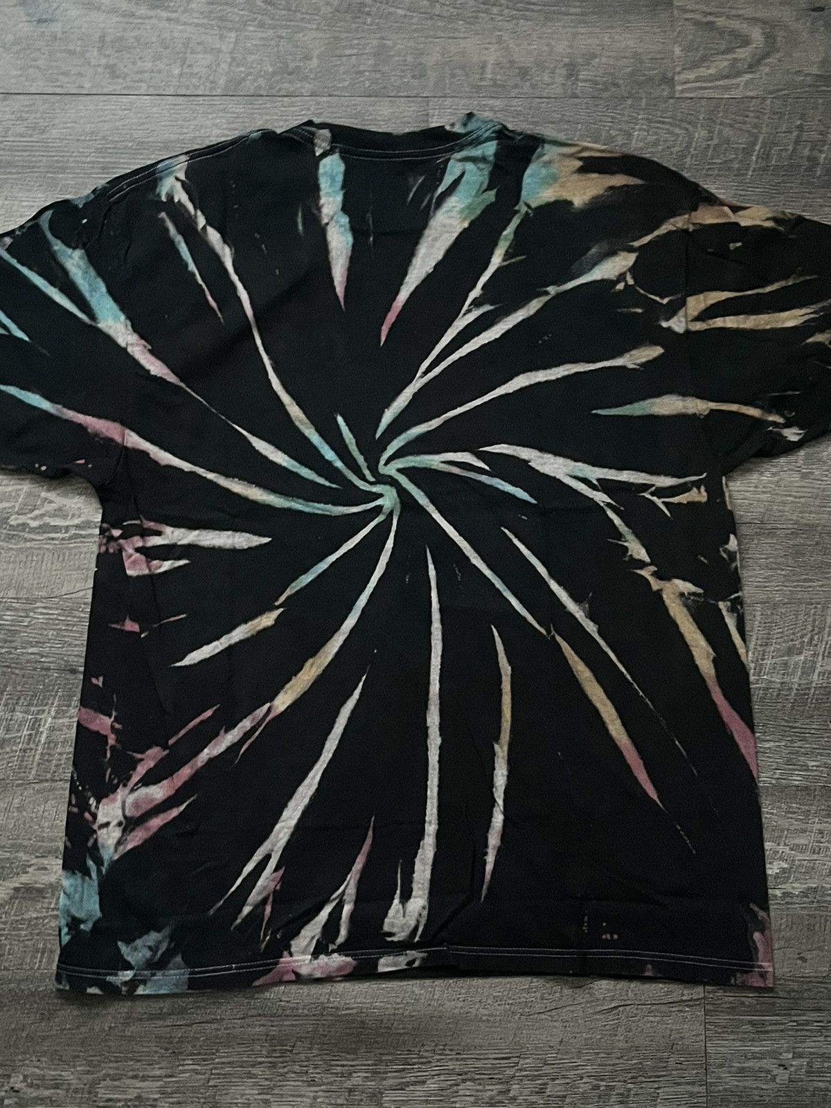 Band Tees Def Leppard Tie Dye Tee Shirt Size XL Size US XL / EU 56 / 4 - 4 Thumbnail