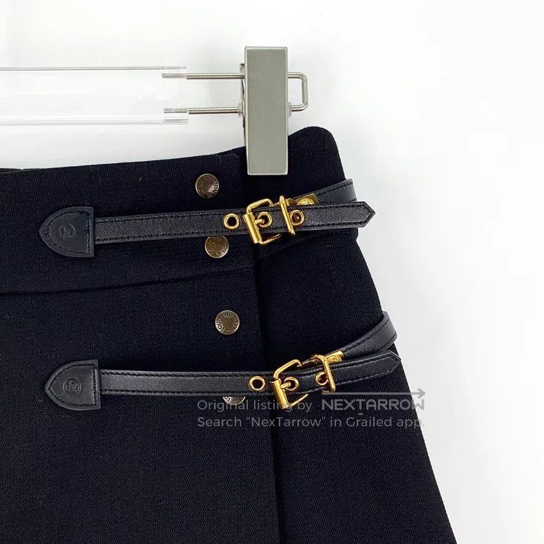 Louis Vuitton Louis Vuitton 23 Casual Skirts with Black Sheepskin and Le Size 33" - 3 Thumbnail