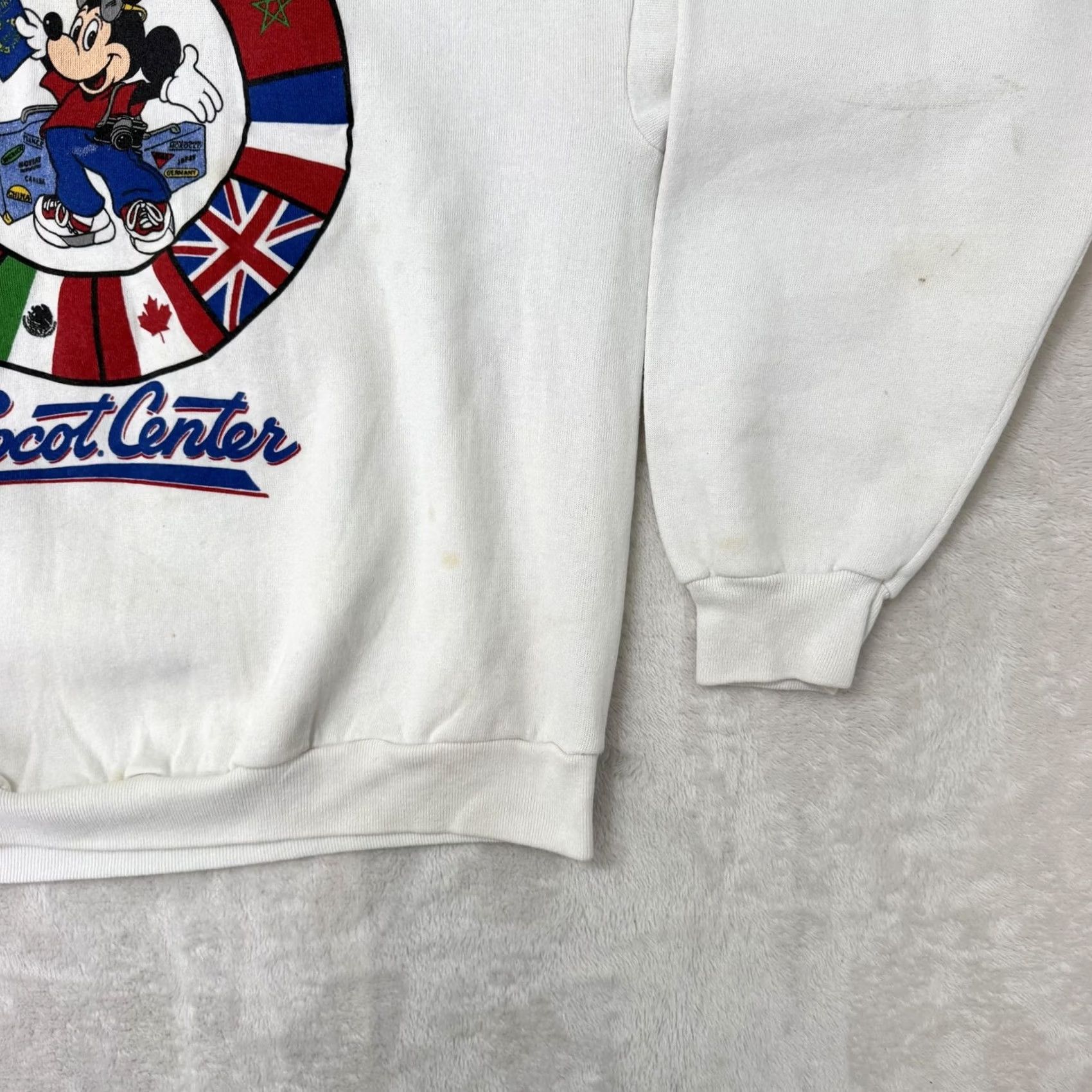 Disney VINTAGE Disney Mickey Mouse Epcot Center Sweatshirt Mens XL Flags Fleece USA Size US XL / EU 56 / 4 - 5 Thumbnail