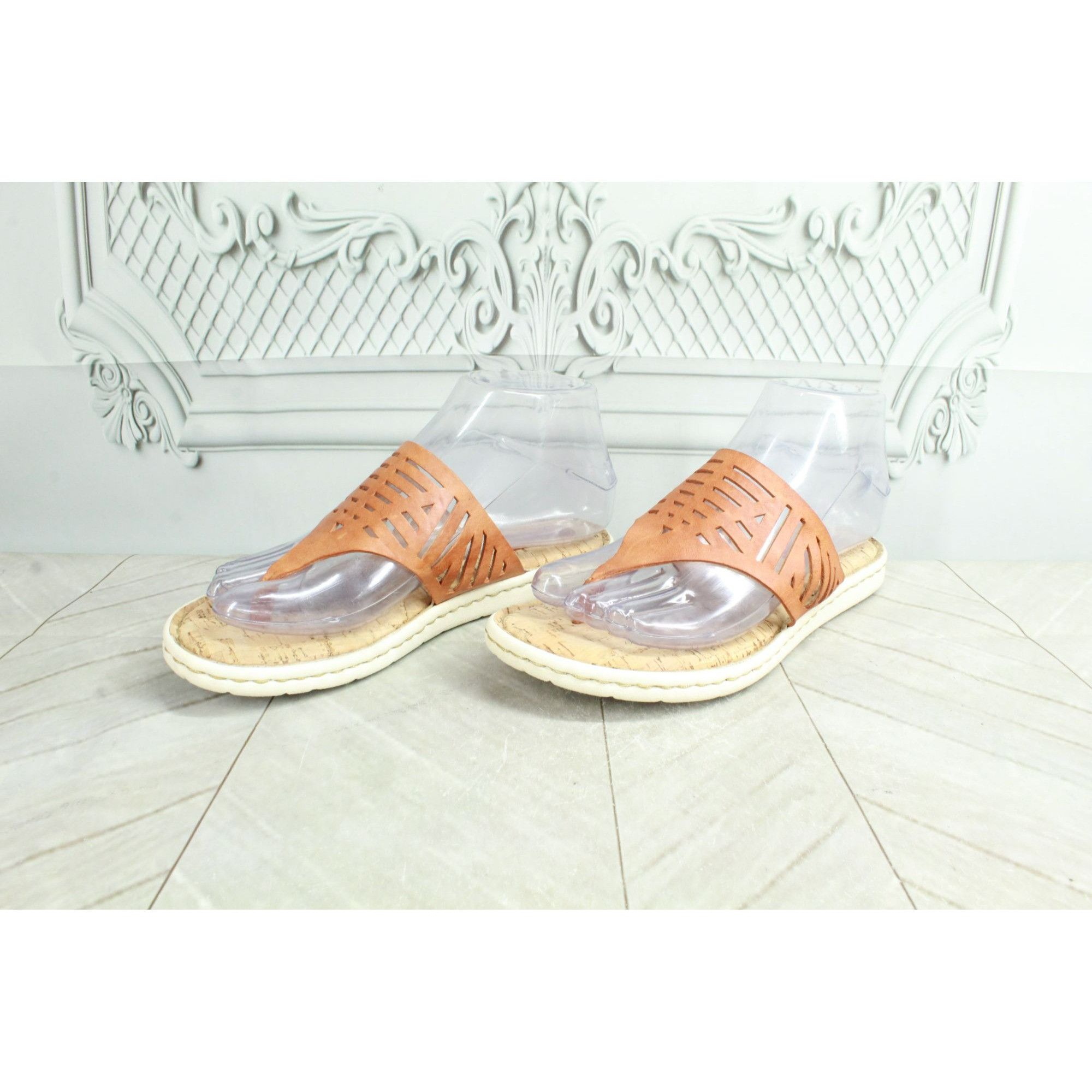 Born × Leather Born Eliora Women's Slip On Thong Flip Flop Sandals Size US 6 / IT 36 - 3 Thumbnail