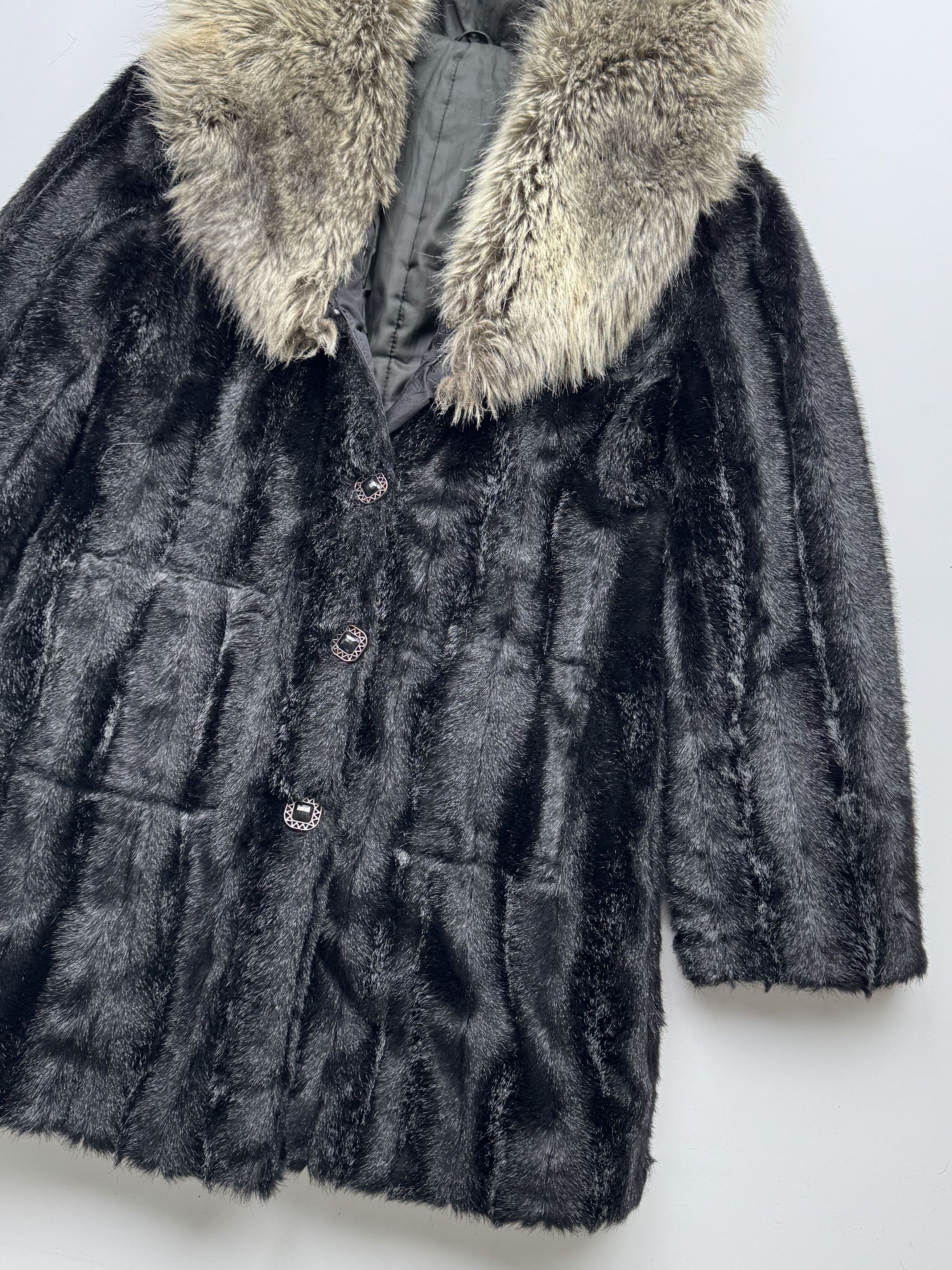 Japanese Brand Vintage Faux Fur Hooded Coat B114 E2 Size M / US 6-8 / IT 42-44 - 4 Thumbnail