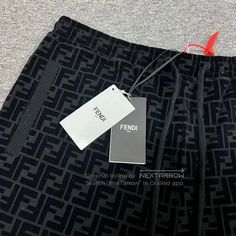 Fendi Fendi Letter Logo Full Monogram Fleece Shorts Size US 38 / EU 54 - 6 Thumbnail