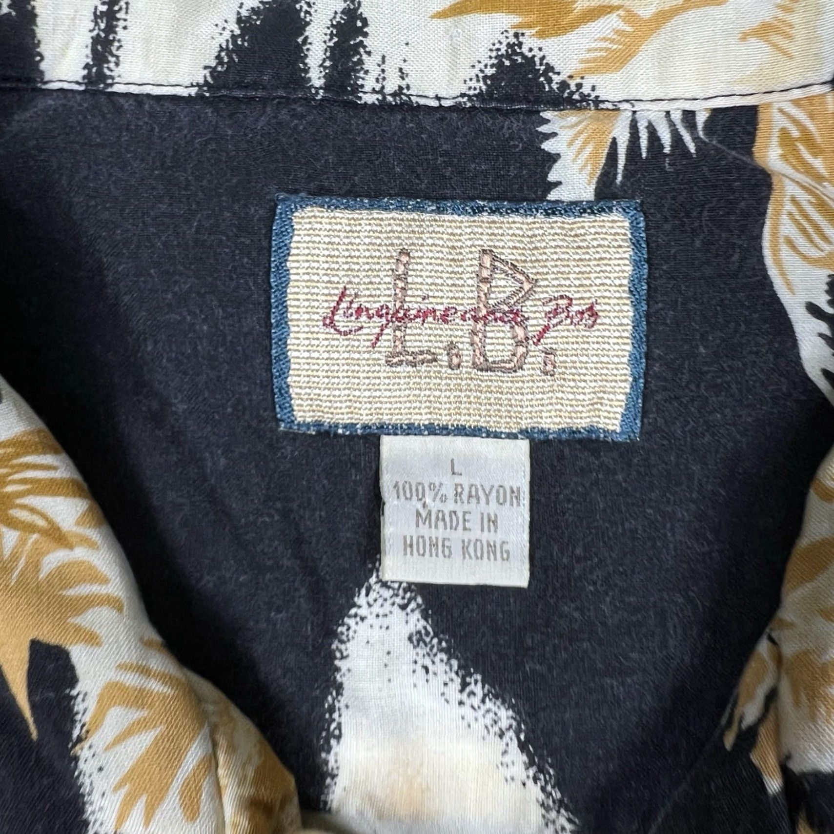 Vintage VINTAGE Linguine & Bob Hawaiian Shirt Men's Button Up Size L Blue Floral Short Sleeve Regular Button-Up 100% Rayon Size US L / EU 52-54 / 3 - 7 Thumbnail