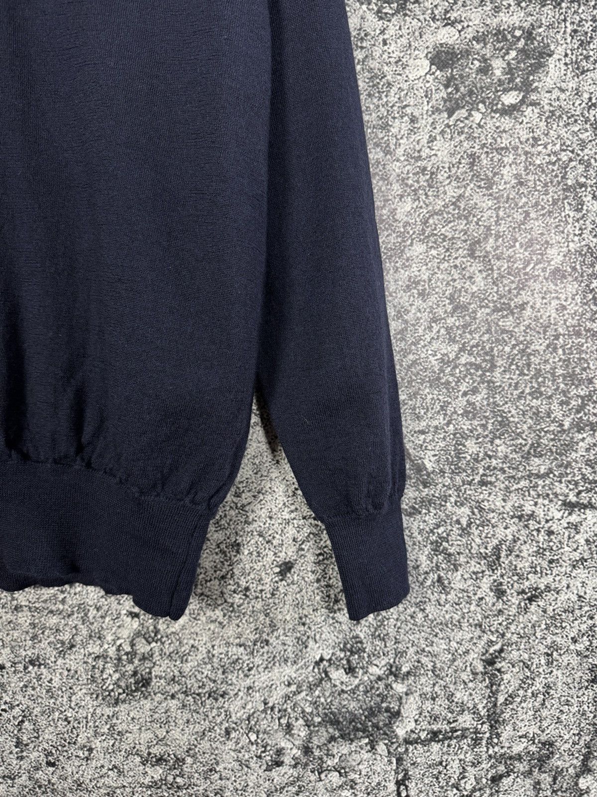 Orvis Orvis V-Neck Sweater Merino Wool Pullover Italy Slim Size M Size US M / EU 48-50 / 2 - 5 Thumbnail