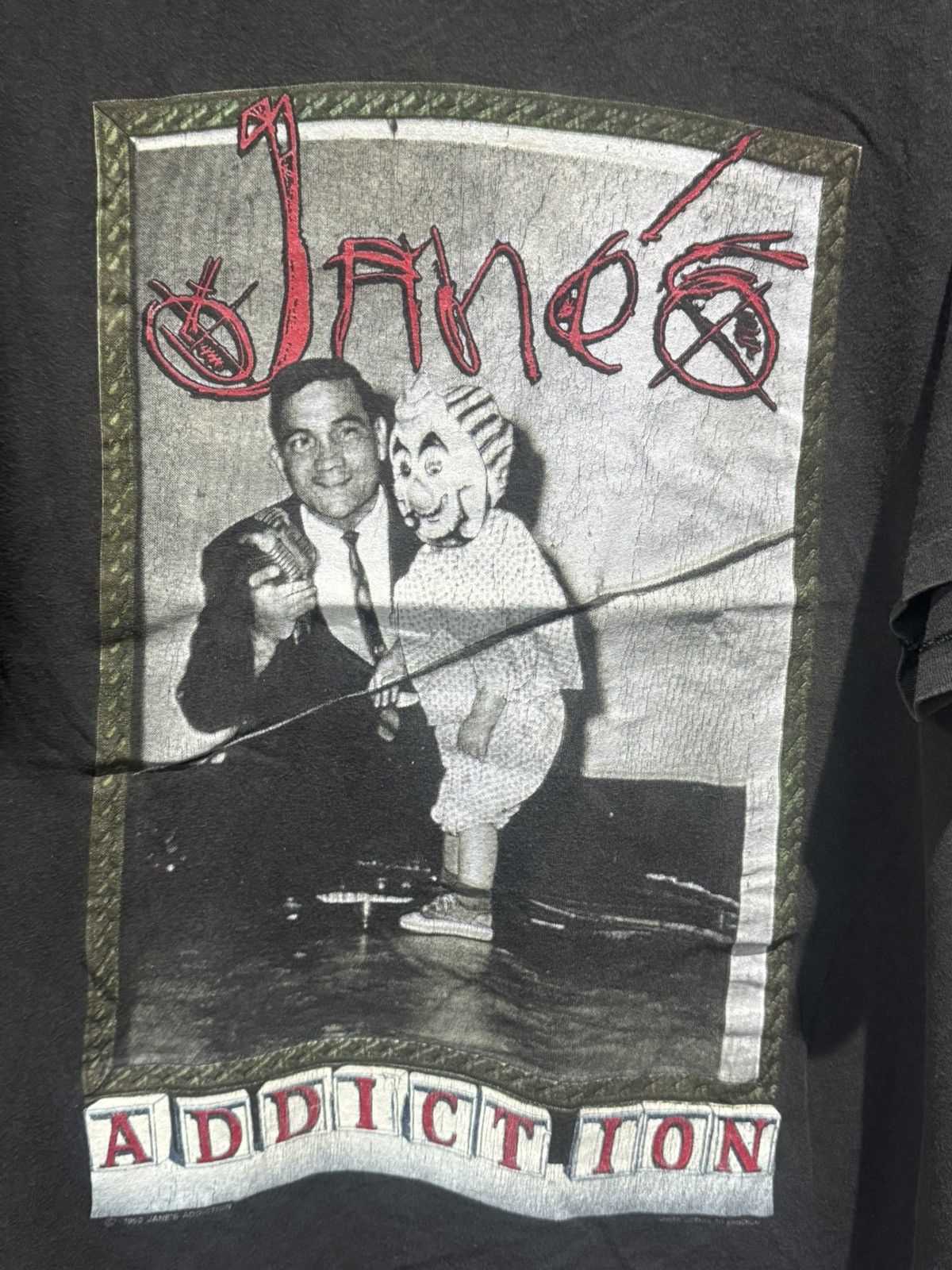 Jane's Addiction Vintage 90s Trashed Condition Janes Addiction Tshirt Size US XL / EU 56 / 4 - 2 Thumbnail