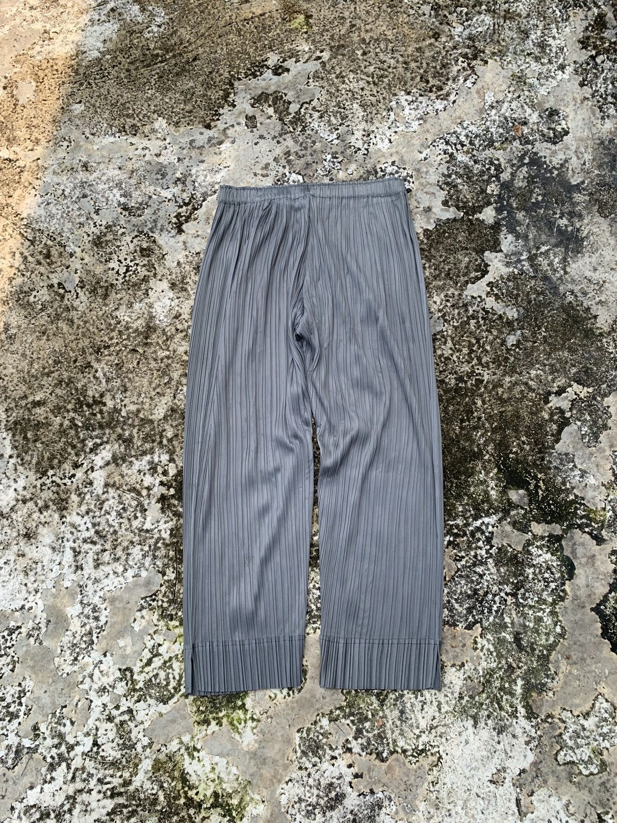 Pleats Please Issey Miyake Issey Miyake Pleated Pants Size 30" / US 8 / IT 44 - 3 Thumbnail