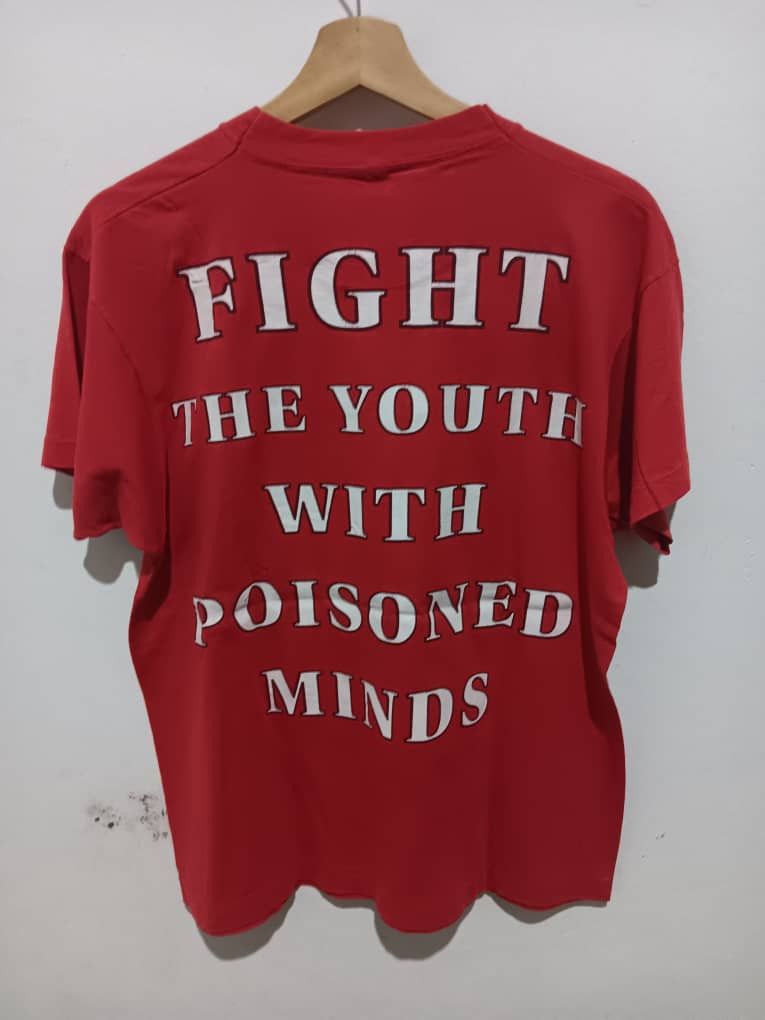 Band Tees VINTAGE FISHBONE RACISM SUCKS T-SHIRT RARE Size US L / EU 52-54 / 3 - 2 Thumbnail