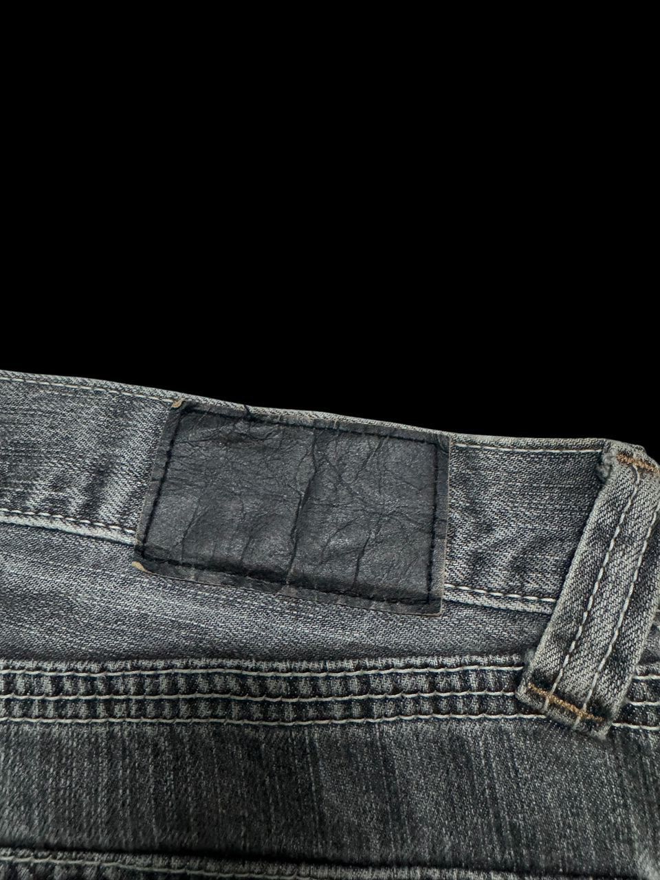 Jun Takahashi 💥Flare💥90’s Style Uniqlo Regular Fit Bootcut Sand Wash Size US 33 - 17 Thumbnail