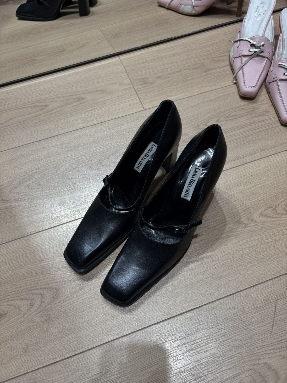 Vintage Italian heels Size US 9 / IT 39 - 4 Thumbnail