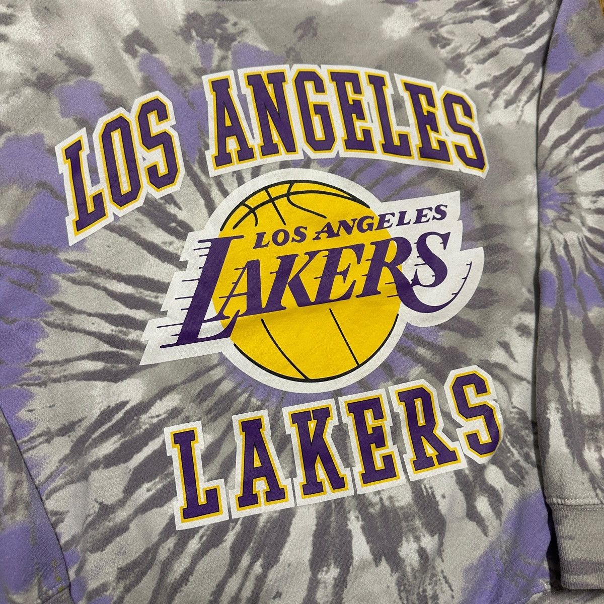 NBA Women’s Y2K Los Angeles Lakers Tie Dye Sweatshirt Size L / US 10 / IT 46 - 2 Thumbnail