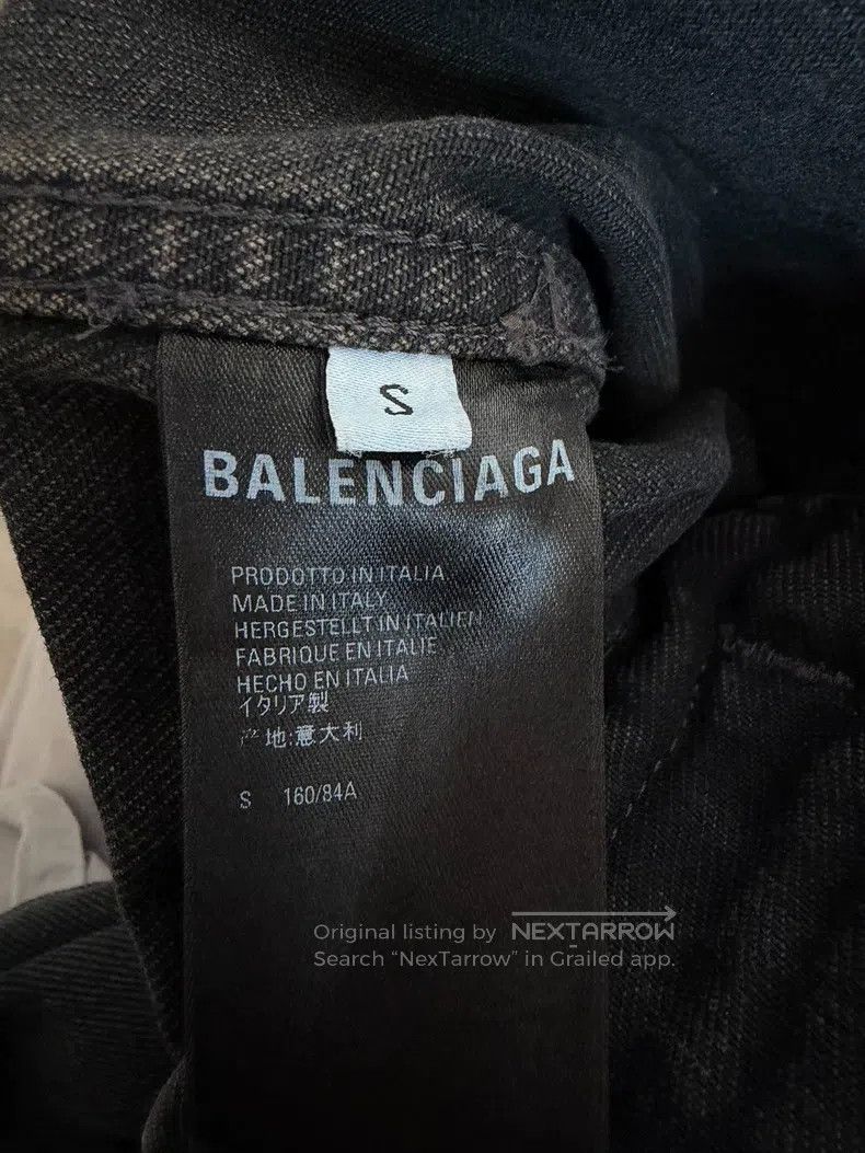 Balenciaga Balenciaga Double B Graffiti Glow in the Dark Denim Jacket Size US S / EU 44-46 / 1 - 4 Thumbnail