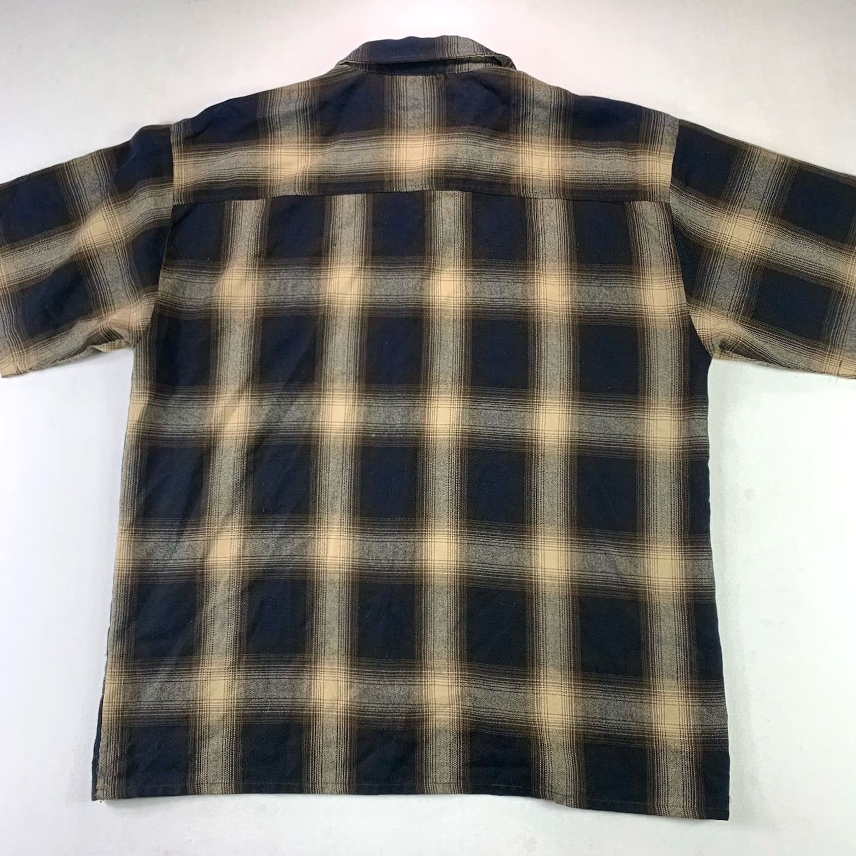 Hunter VINTAGE Buffalo Hunter Button-Up Shirt Mens 3XL Brown Black plaid short sleeve USA Size US XXL / EU 58 / 5 - 5 Thumbnail