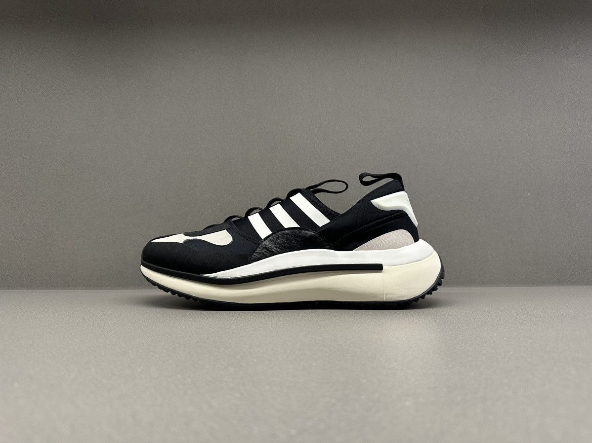 Adidas × Y-3 Adidas Y-3 Qisan Cozy Black Chalk White Size US 10.5 / EU 43-44 - 5 Thumbnail