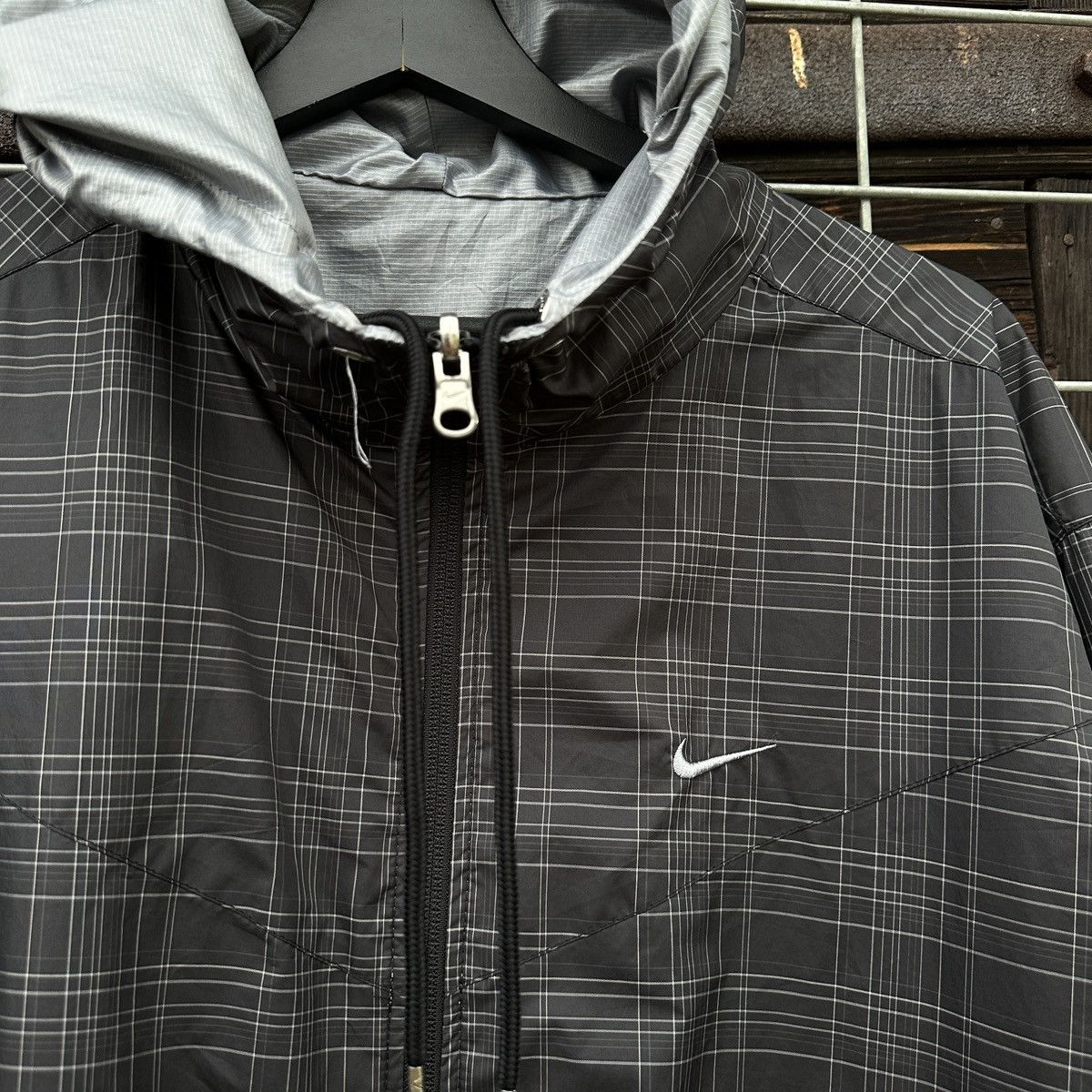 Nike Vintage Nike Jacket 2in1 Nylon Drill Y2k Style Hip Hop Sport Size US L / EU 52-54 / 3 - 15 Thumbnail
