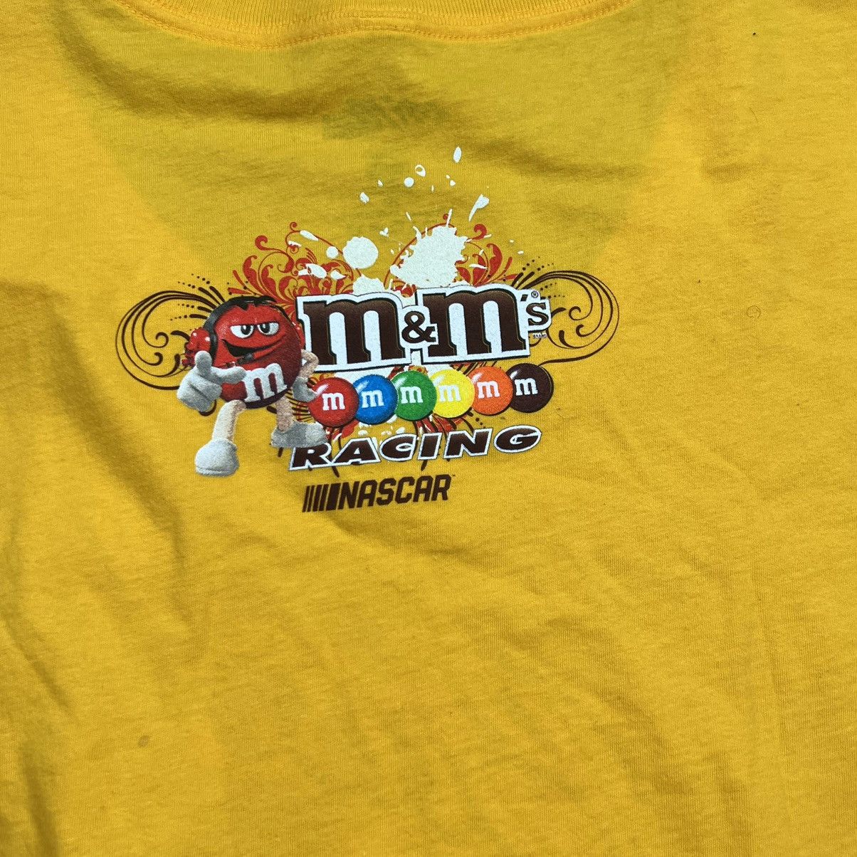 NASCAR Joe Gibbs Racing Kyle Busch #18 M&M Racing Womens V Neck Size XXL / US 16-18 / IT 52-54 - 4 Thumbnail
