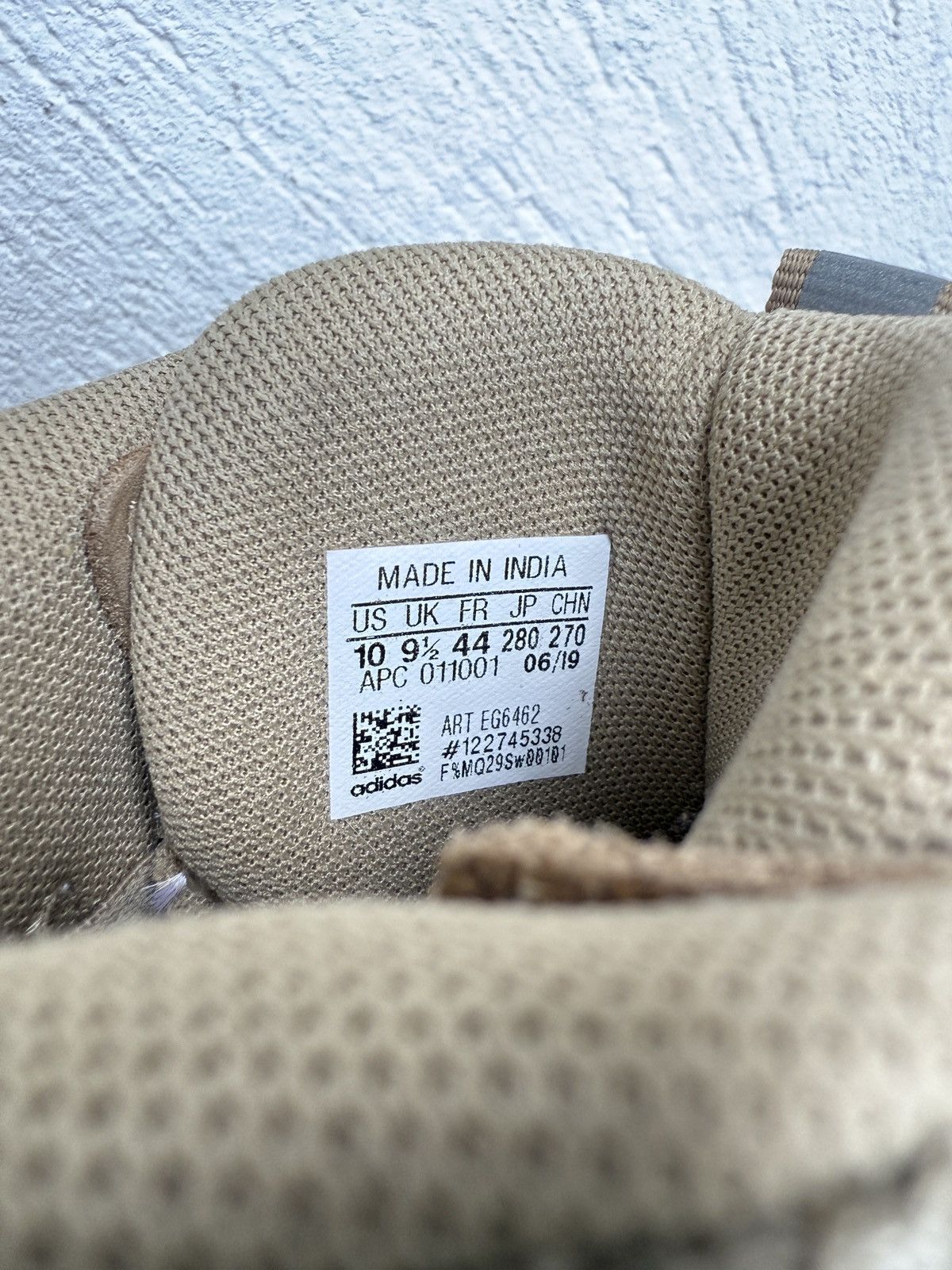 Yeezy Desert rat boots Size US 10 / EU 43 - 8 Thumbnail
