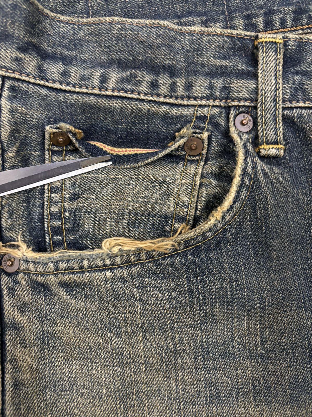 Edwin Vintage Edwin 505X Selvedge Mud Wash Baggy Frayed Leg Jeans Size US 30 / EU 46 - 6 Thumbnail