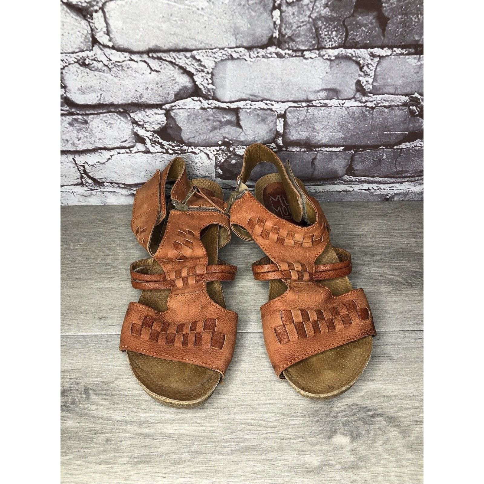 Other Miz Mooz Orange Leather Side Zipper Strap Heeled Sandals Wom Size US 10.5 / IT 40.5 - 2 Thumbnail