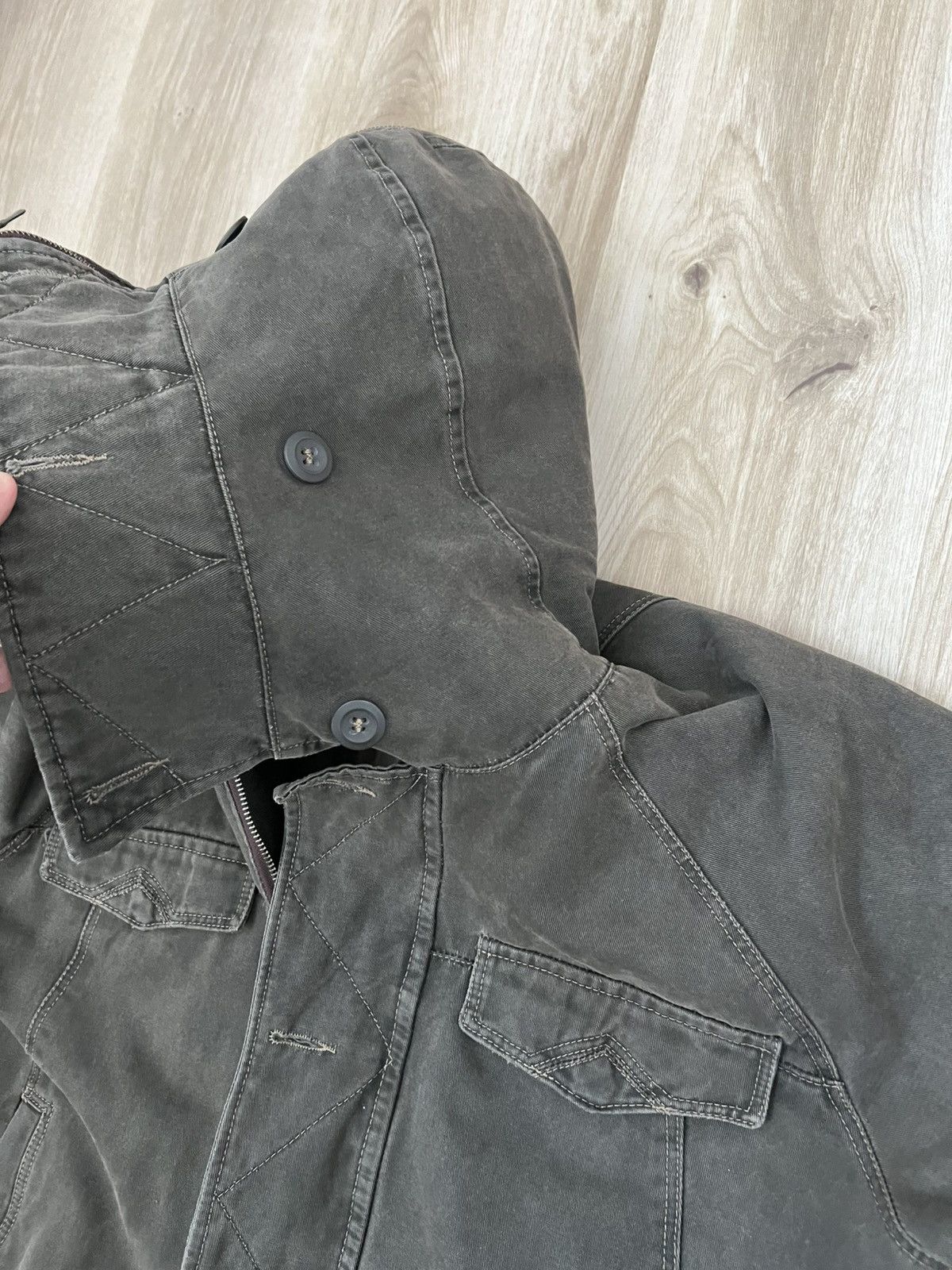 Vintage Vintage khaki avant garde bomber jacket with fur Size US M / EU 48-50 / 2 - 13 Thumbnail