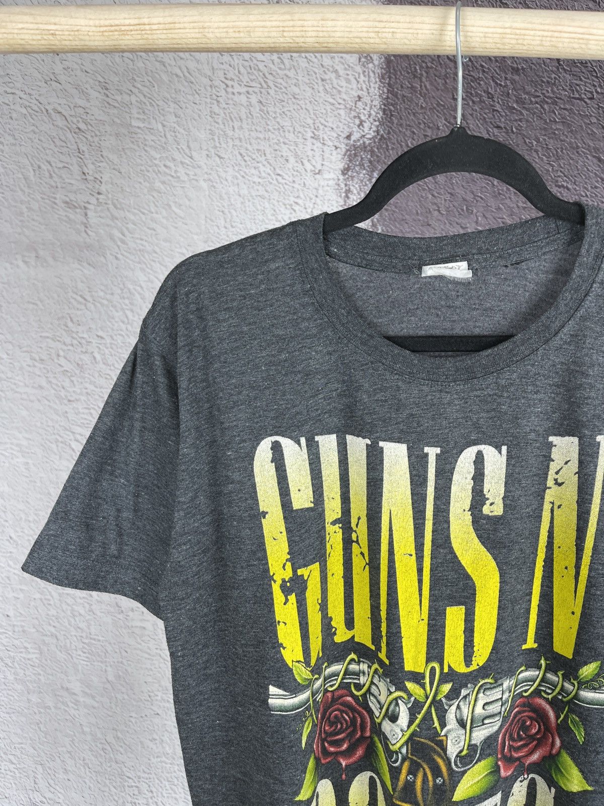 Band Tees Guns n’ Roses vintage y2k double side band tee shirt Size US S / EU 44-46 / 1 - 3 Thumbnail