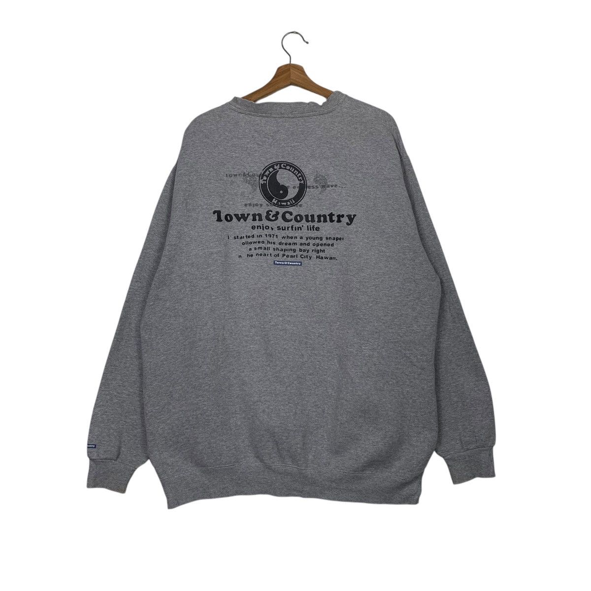 Japanese Brand Town & Country Surf Hawaii Crewneck Sweatshirt Size US XL / EU 56 / 4 - 7 Thumbnail
