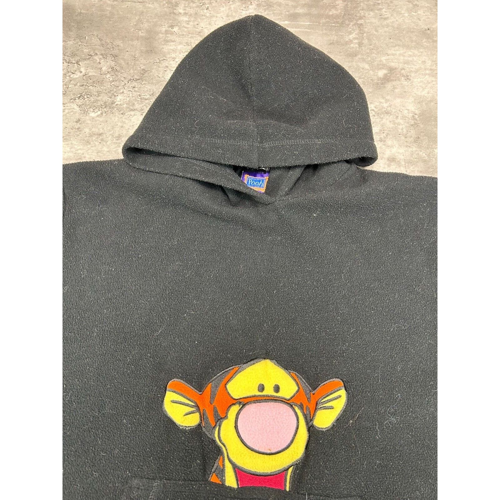 Vintage Vintage Disney Winnie The Pooh Tigger Sweatshirt Size Large Size US L / EU 52-54 / 3 - 4 Thumbnail