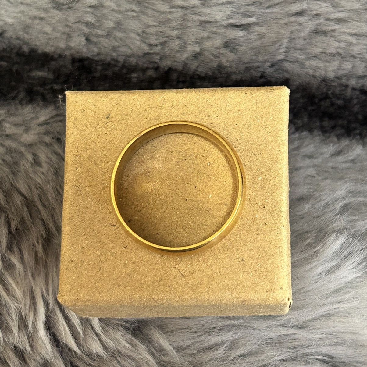 Jewelry Men’s 6mm 18kt gold plated stainless steel band ring NIB 13 Size ONE SIZE - 7 Thumbnail