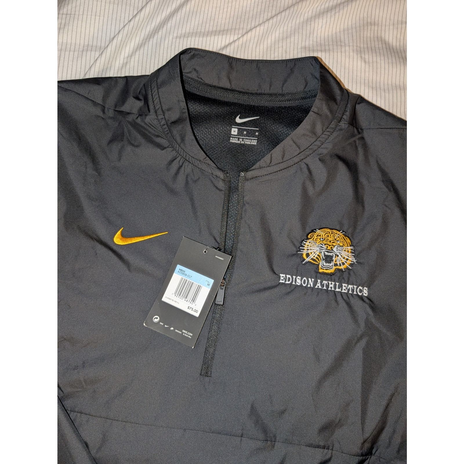 Nike NWT! Nike Windbreaker Pullover Edison Tigers Athletics Med Size US M / EU 48-50 / 2 - 2 Thumbnail