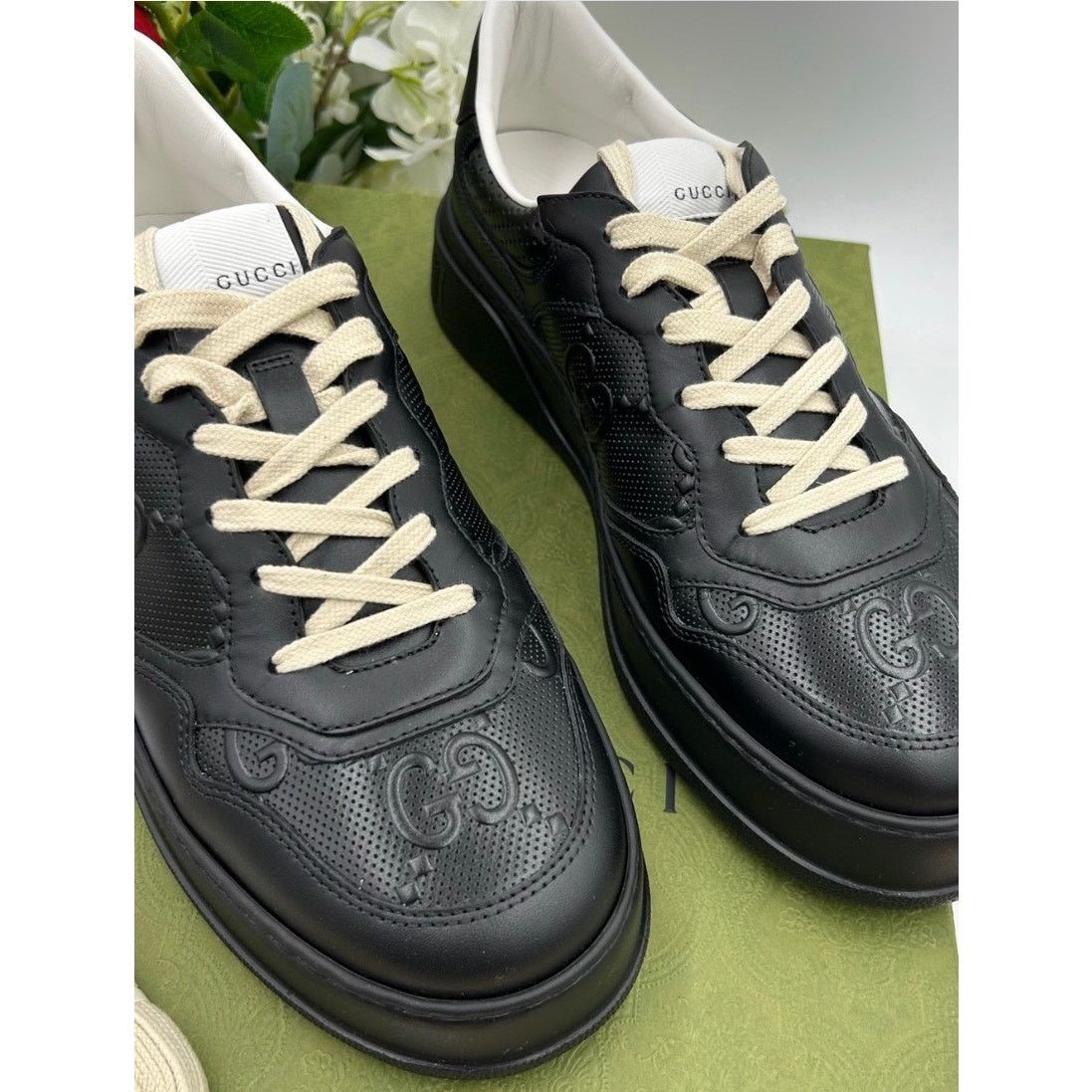 Gucci Men's Gucci GG embossed Leather sneakers size 9.5 fits 10 US Size US 10 / EU 43 - 4 Thumbnail