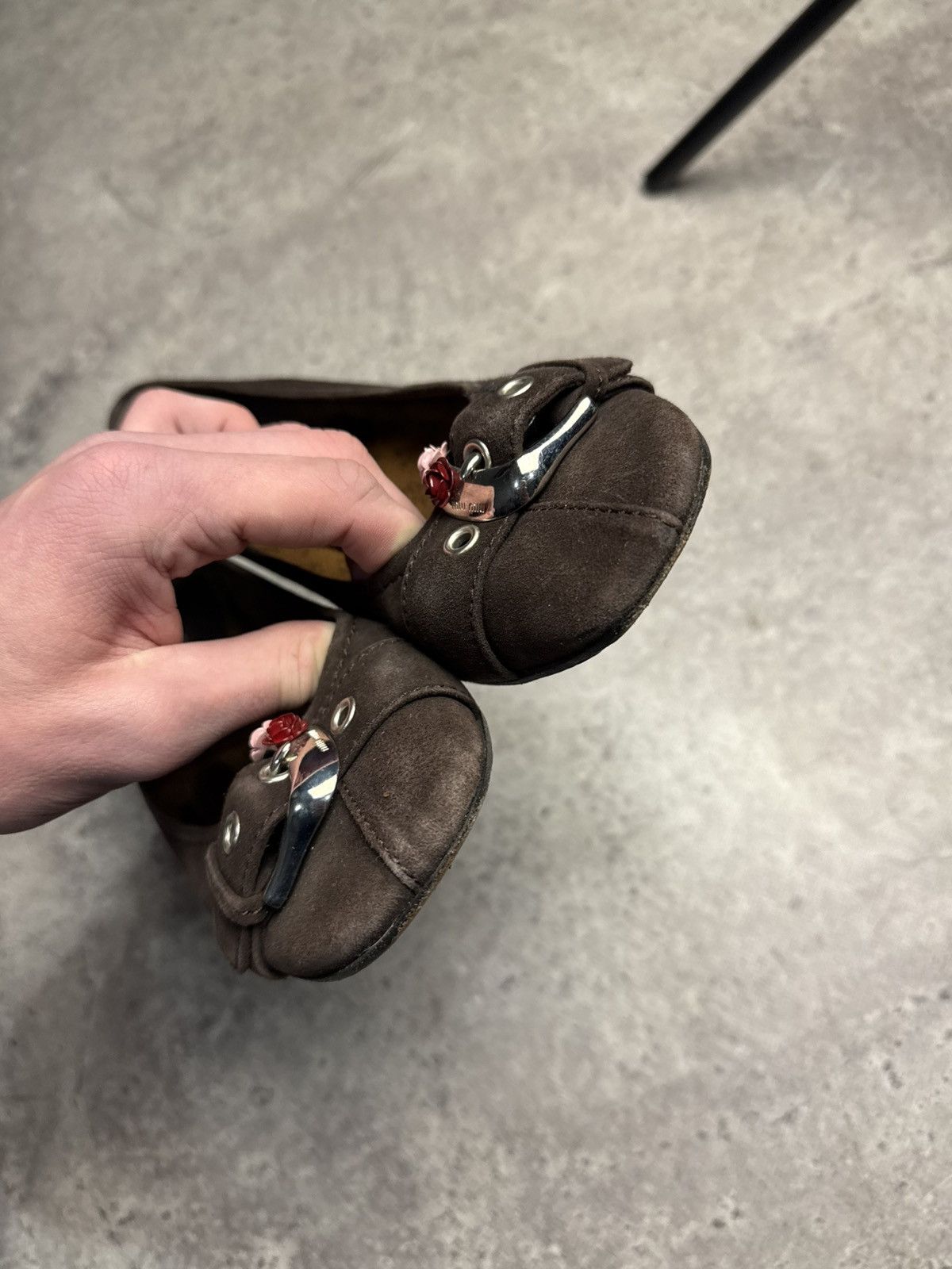 Miu Miu Miu Miu Kitten Heels Pumps Brown Y2k Size US 9 / IT 39 - 13 Thumbnail