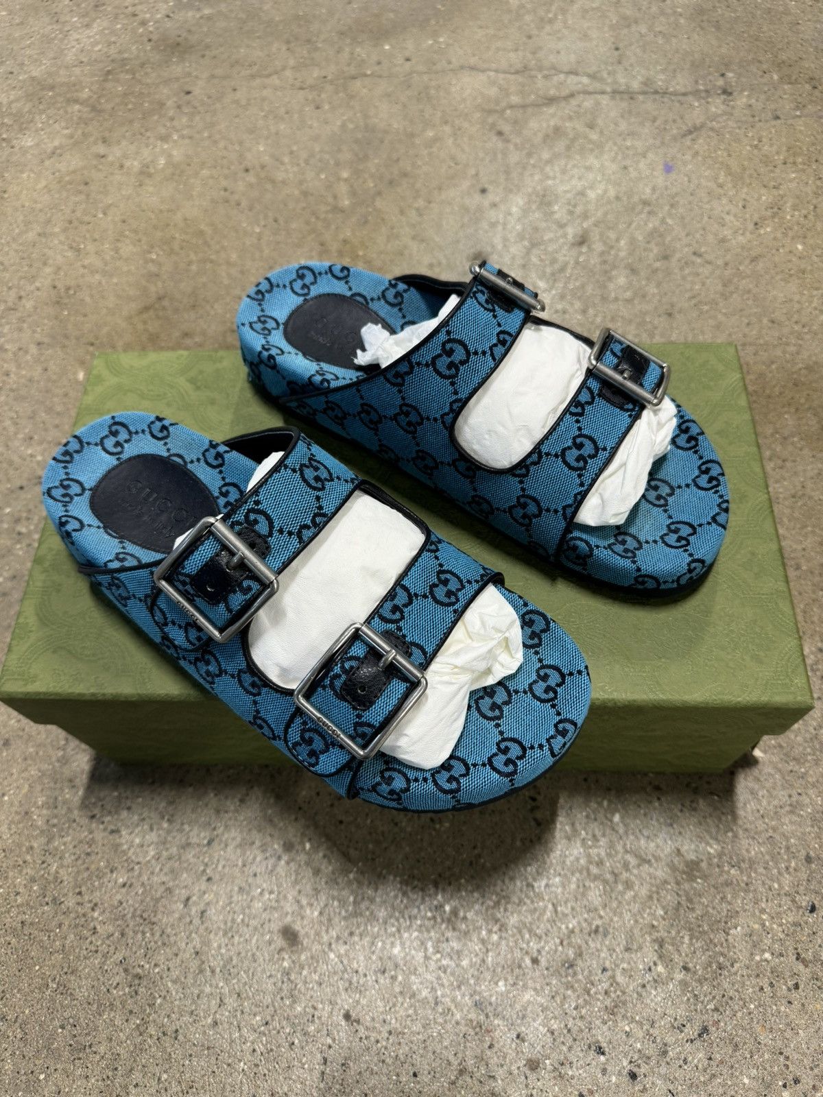 Gucci Gucci GG Supreme Canvas Jacquard Sandals Slides 790$ Size US 8 / EU 41 - 2 Thumbnail