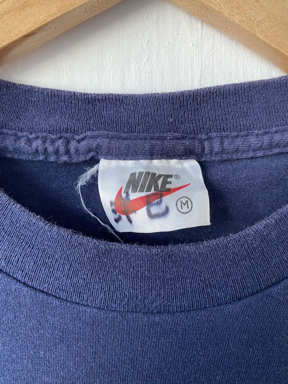 Nike × Vintage Vintage Nike Swoosh T-shirt Size US M / EU 48-50 / 2 - 3 Thumbnail