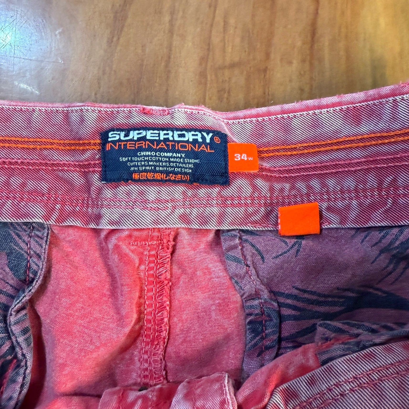Superdry Superdry Mens Shorts Bermuda 34 Cotton Flat Front Casual Outdoor Summer Spring Fall | Red | Classic Fit | 7 Inseam | Zip | KnIT? Size US 34 / EU 50 - 3 Thumbnail