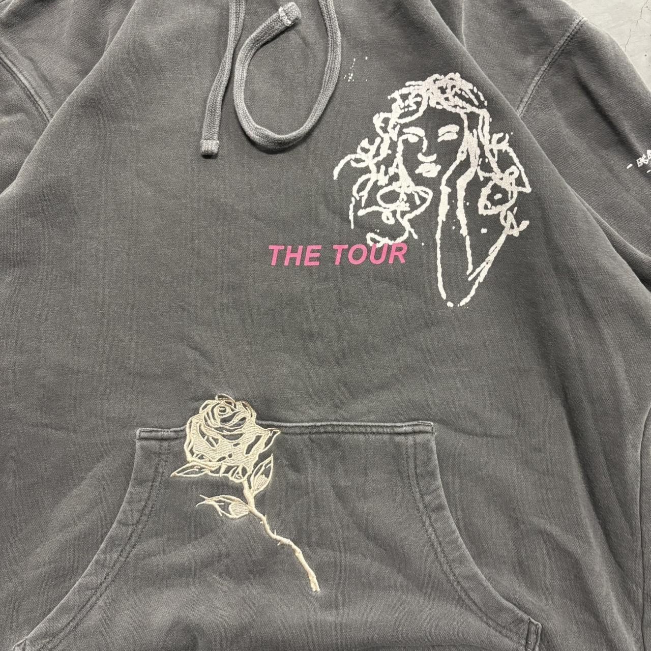 Vintage Crazy Vintage Y2K/2000s Shawn Mendes The Tour 2019 World Tour Grey Hoodie! Size US M / EU 48-50 / 2 - 2 Thumbnail