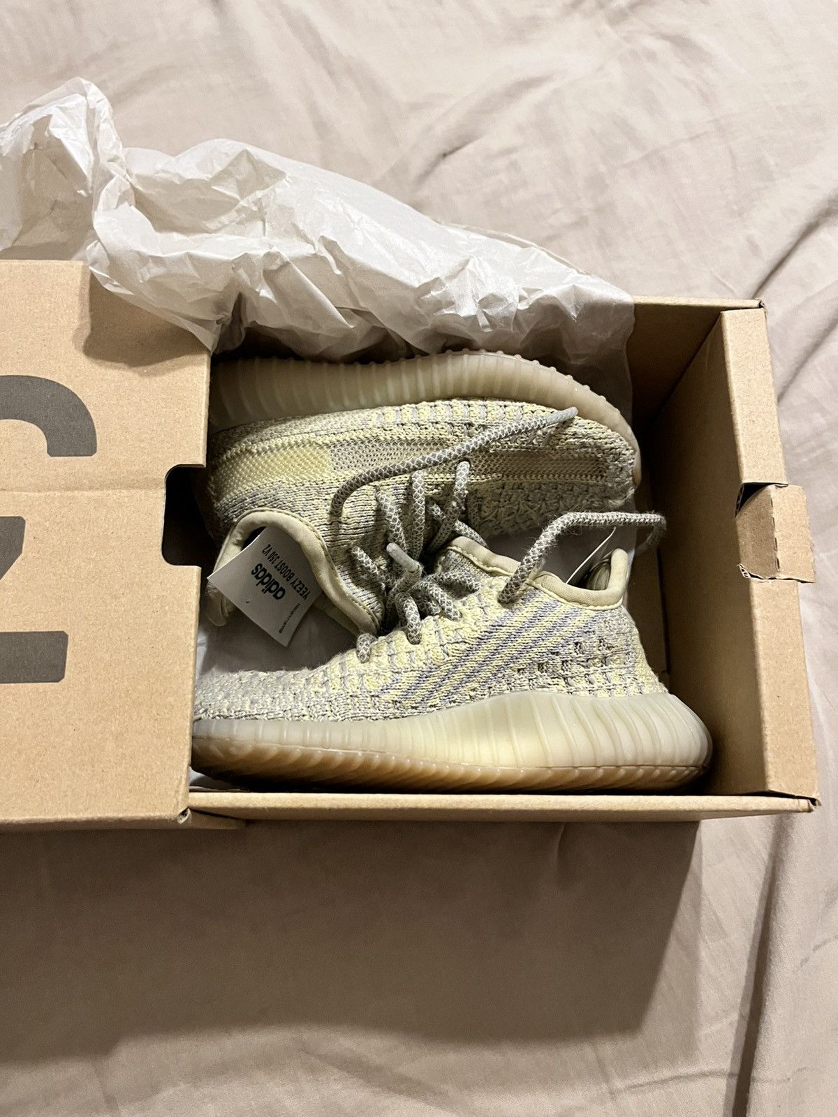 Yeezy Yeezy Size US 6.5 / EU 39-40 - 8 Thumbnail