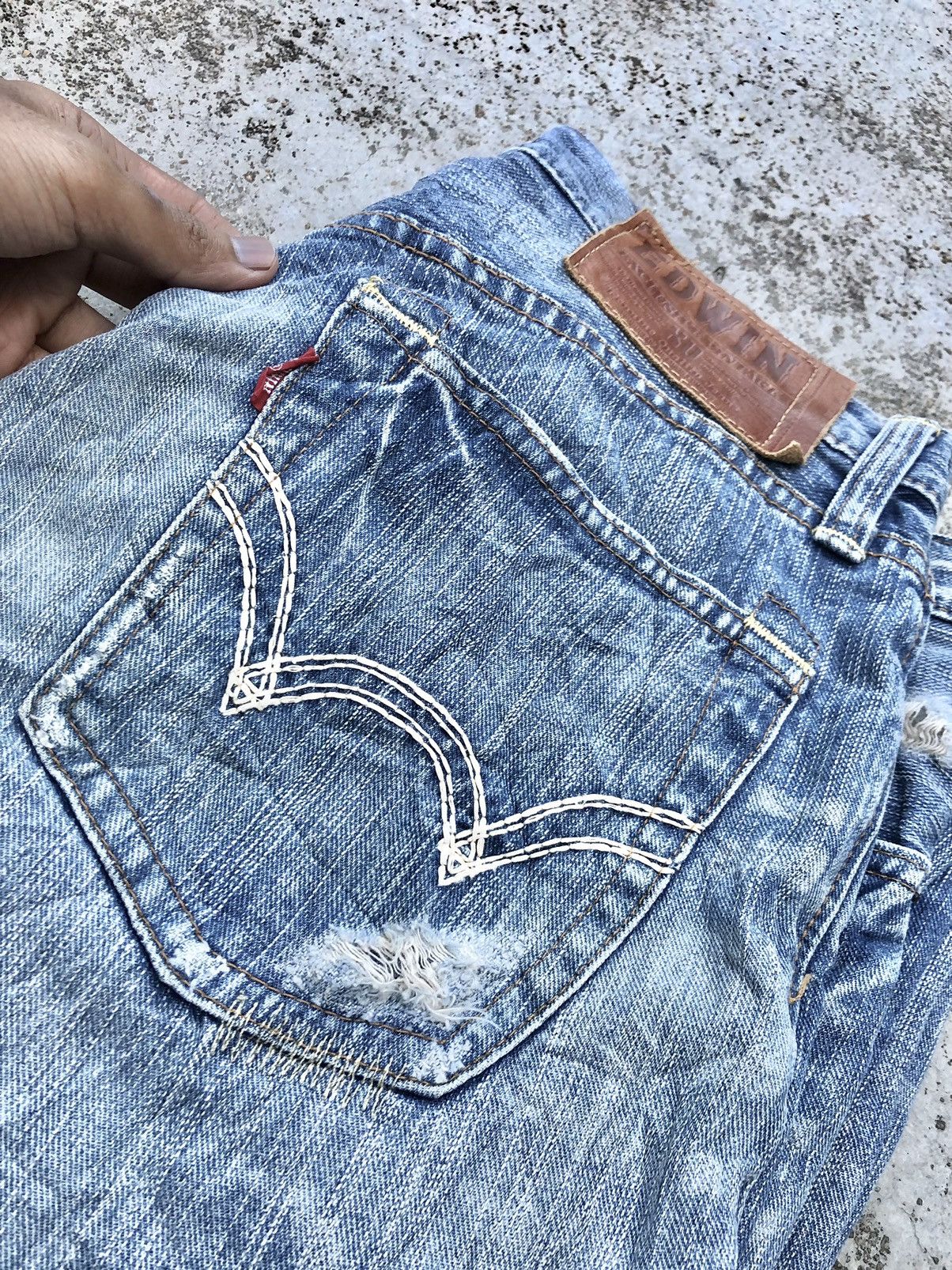 Edwin VINTAGE EDWIN BORO DISTRESSED DENIM Size US 31 - 6 Thumbnail