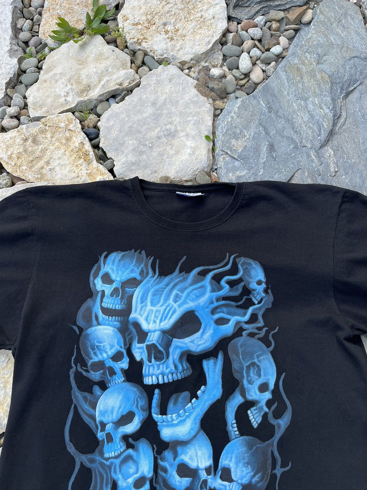 Vintage Vintage skulls flame fire liquid blue y2k tee t-shirt retro Size US XL / EU 56 / 4 - 3 Thumbnail