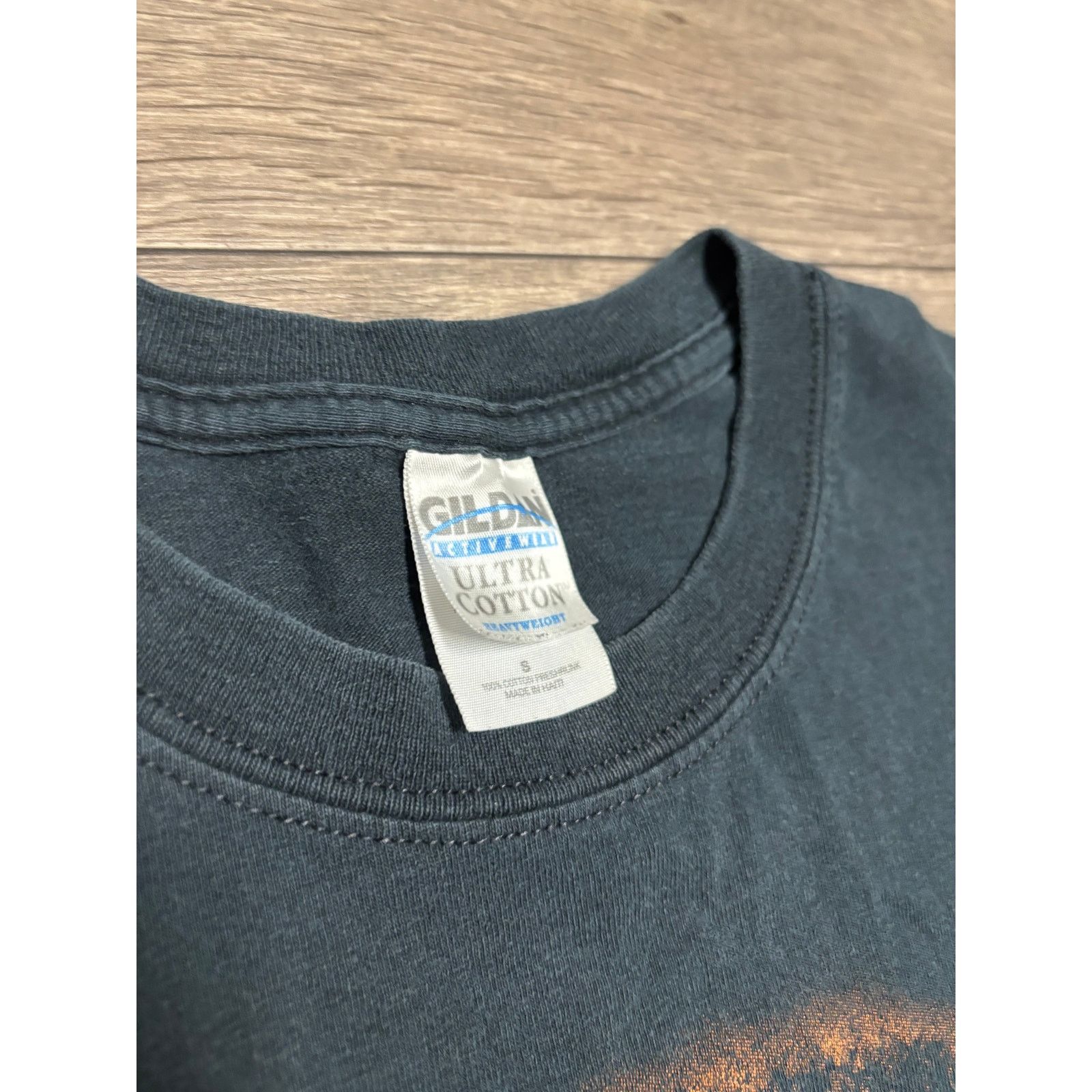 Gildan × Vintage Vintage Angela Davis Gildan Black Tee Sz S Size US S / EU 44-46 / 1 - 3 Thumbnail