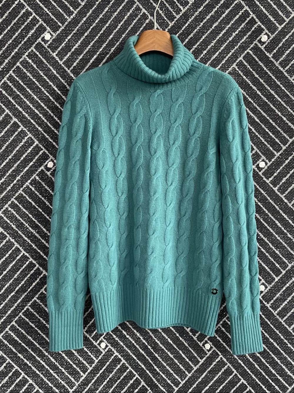 Loro Piana Loro Piana Baby Cashmere Cable Knit Turtleneck Sweater 44 Size M / US 6-8 / IT 42-44 - 1 Thumbnail