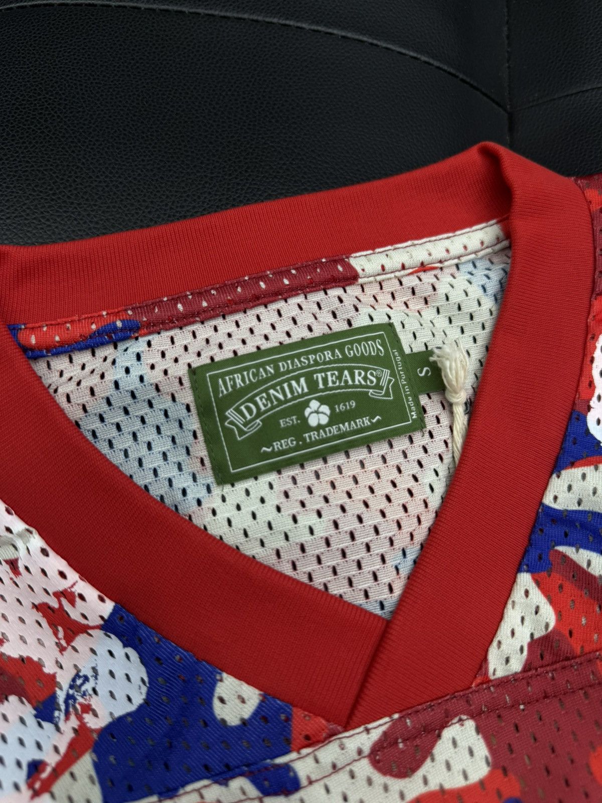 DENIM TEARS Denim Tears Red Camo Cotton Wreath Jersey Size S (NEW) Size US S / EU 44-46 / 1 - 7 Thumbnail
