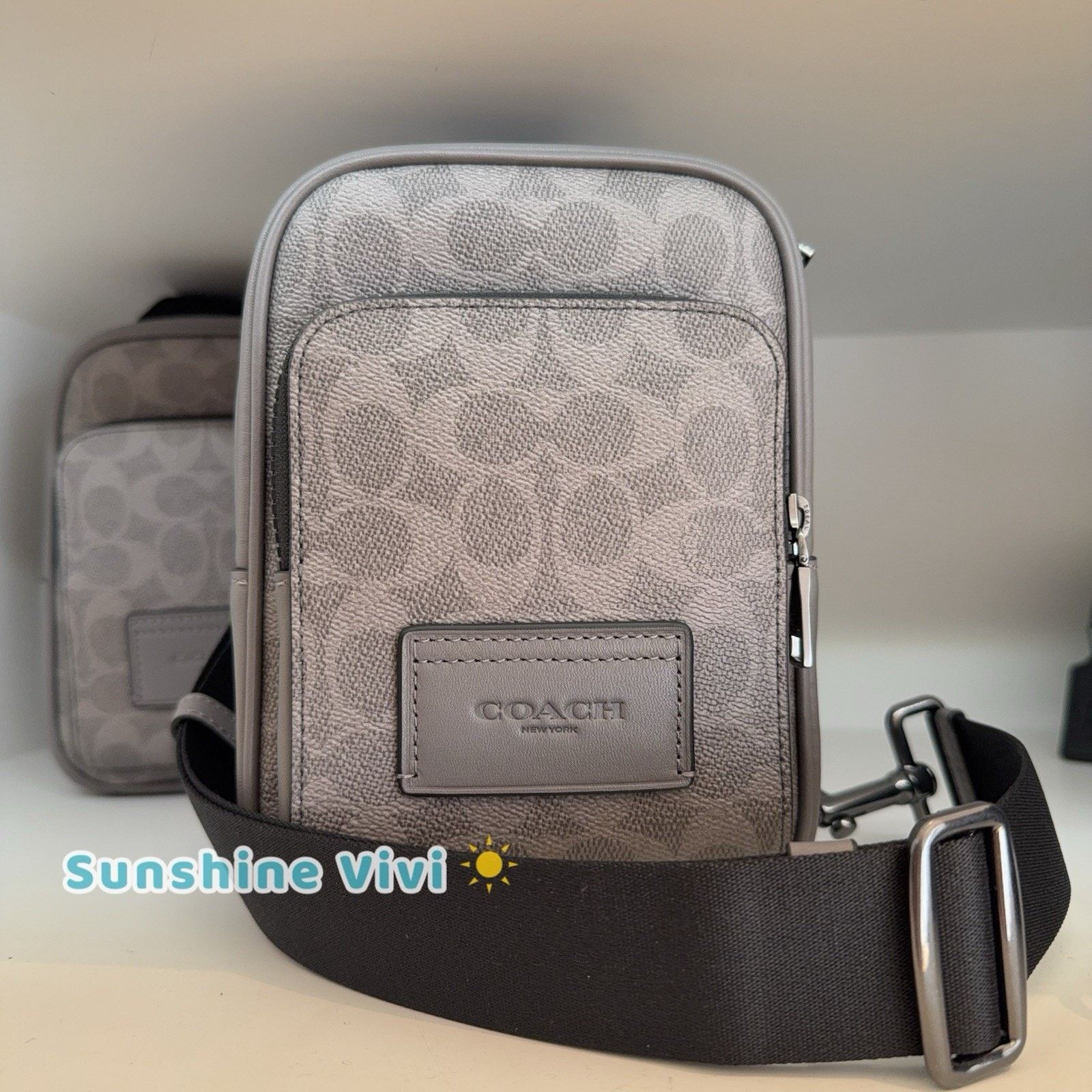 Coach NWT COACH RACER Sling Bag Men Leather CV763 Grey/Charcoal Size ONE SIZE - 1 Thumbnail